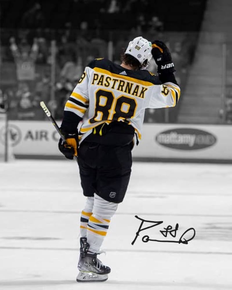 800x1000 Ikonic Fotohaus David Pastrnak Signed Photo Autograph Print Wall Art Home Decor: Posters & Prints