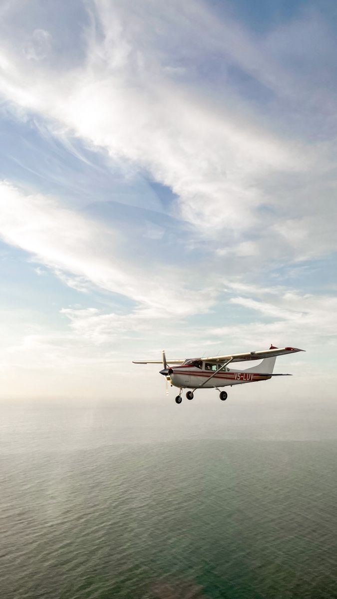 675x1200 In flight