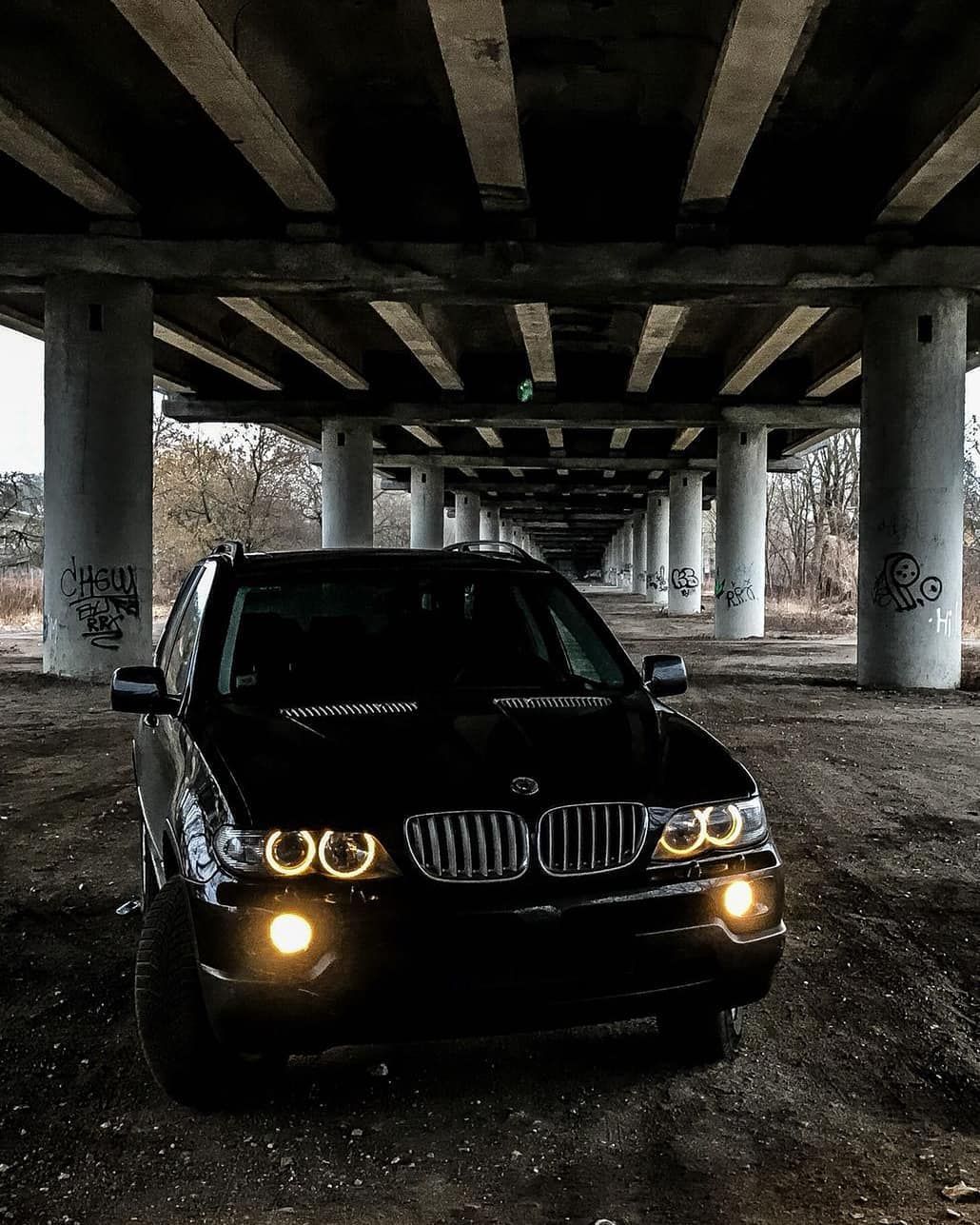 1030x1287 BMW X5 E53