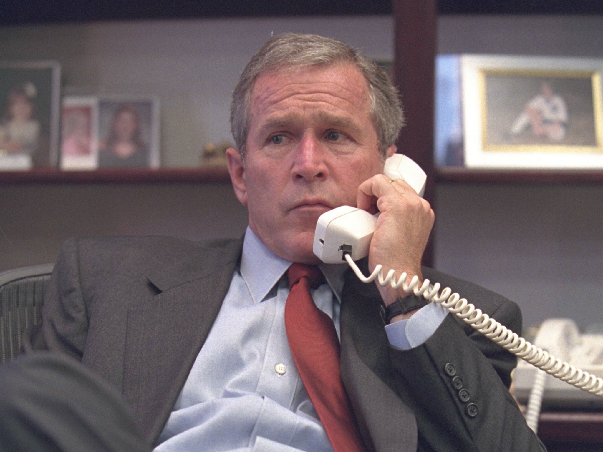 2048x1536 11: New Photo Show George W Bush's Response To September 11 Attacks