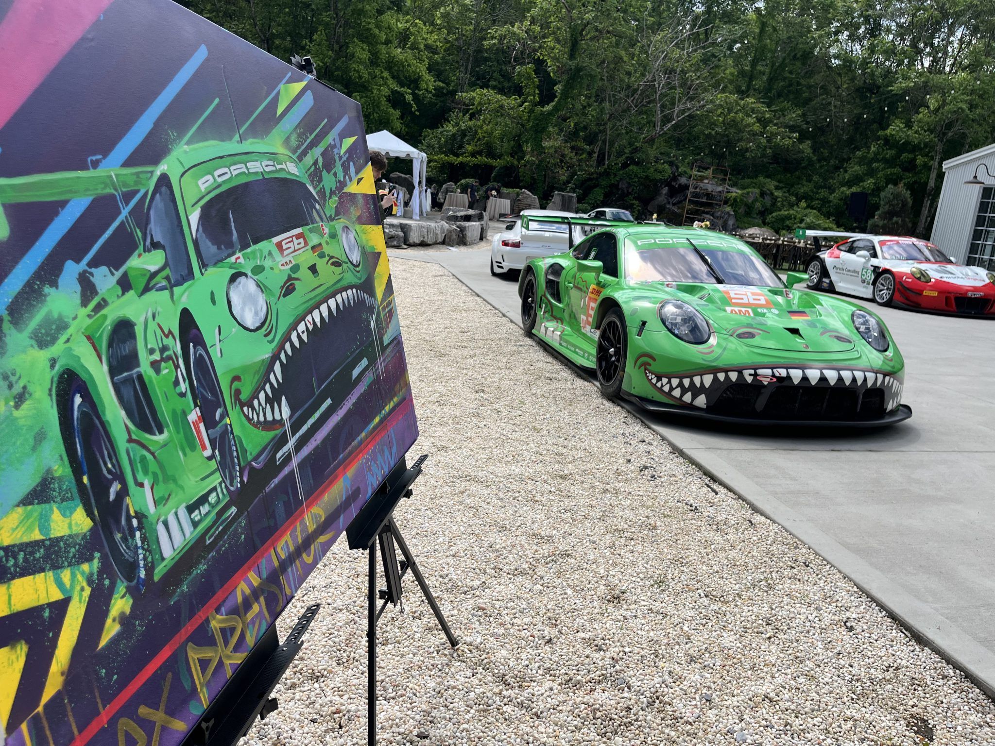 2048x1536 Rexy Porsche 911 GT3 R Painting by Felix Holst for Charity
