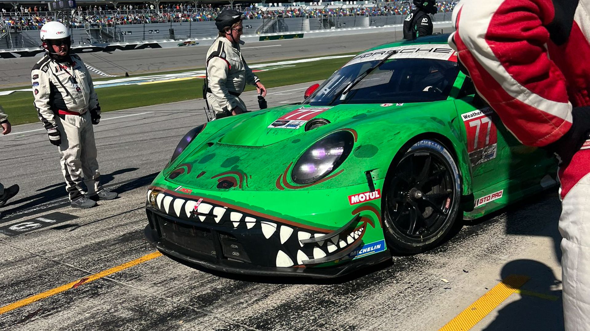 1920x1080 Somebody Stole Broken Parts From Beloved 'Rexy' Porsche 911 GT3 Race Car