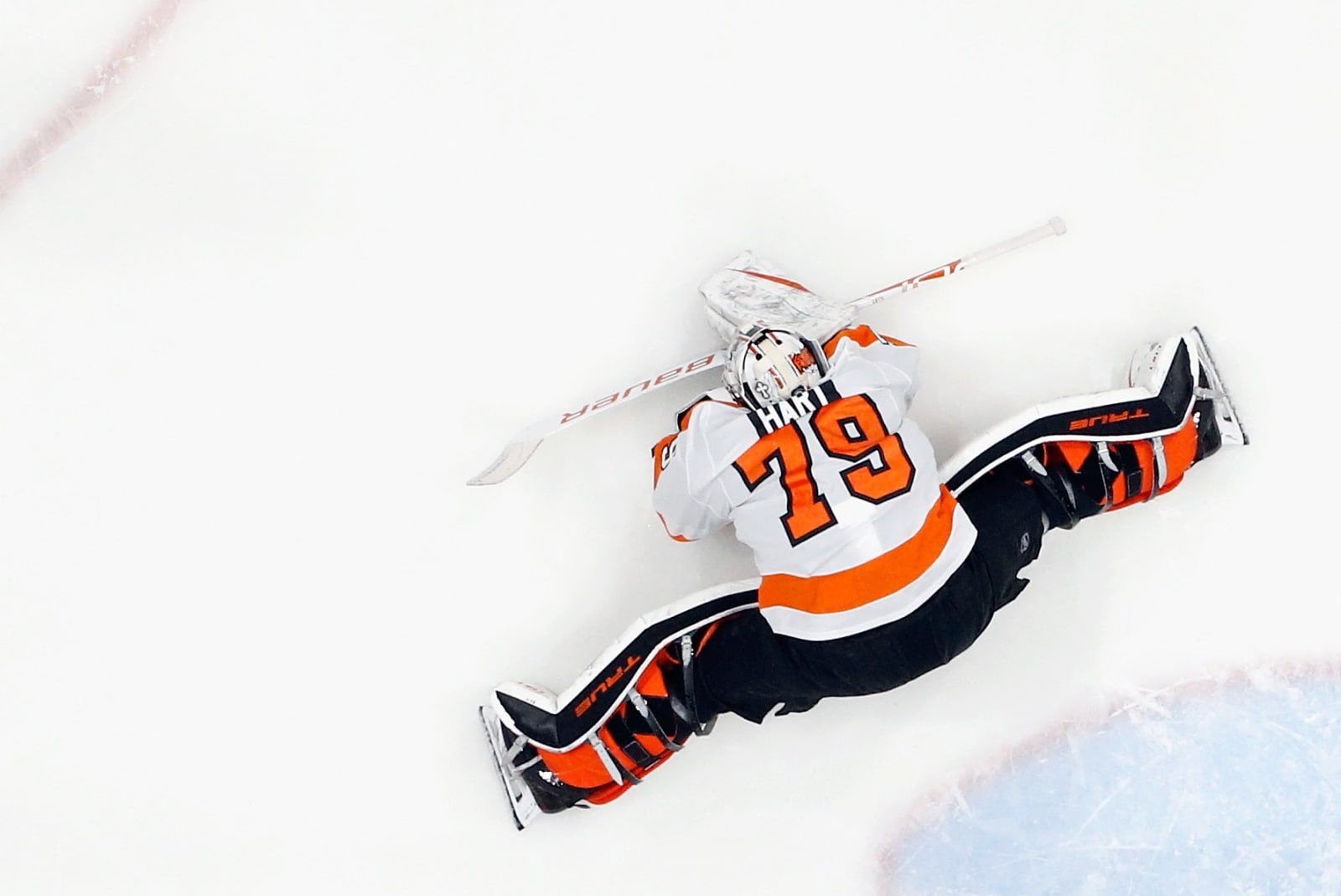 1600x1069 Philadelphia Flyers: Carter Hart must use adversity as springboard to greatness