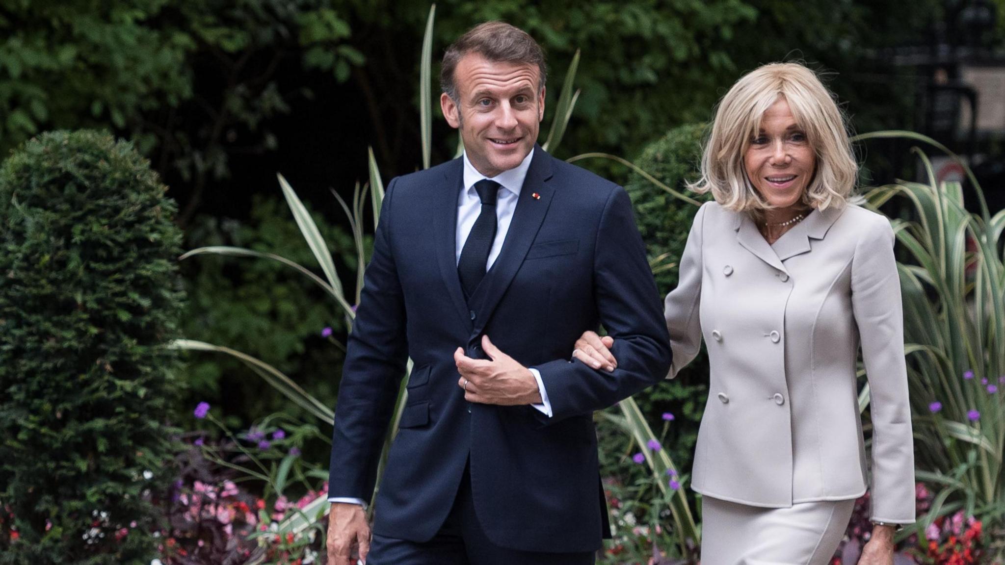 2048x1152 Macrons to offer 'scientific' court evidence to prove Brigitte is a woman, lawyer says