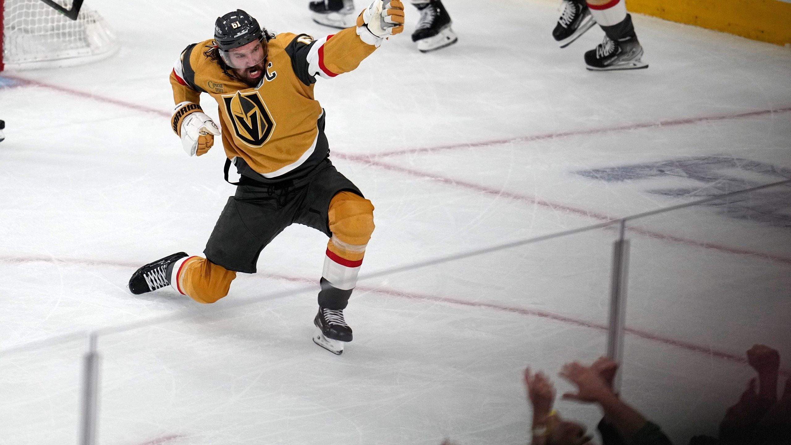 2560x1440 Fresh off 2nd back surgery in 13 months, Mark Stone captains Vegas to Stanley Cup
