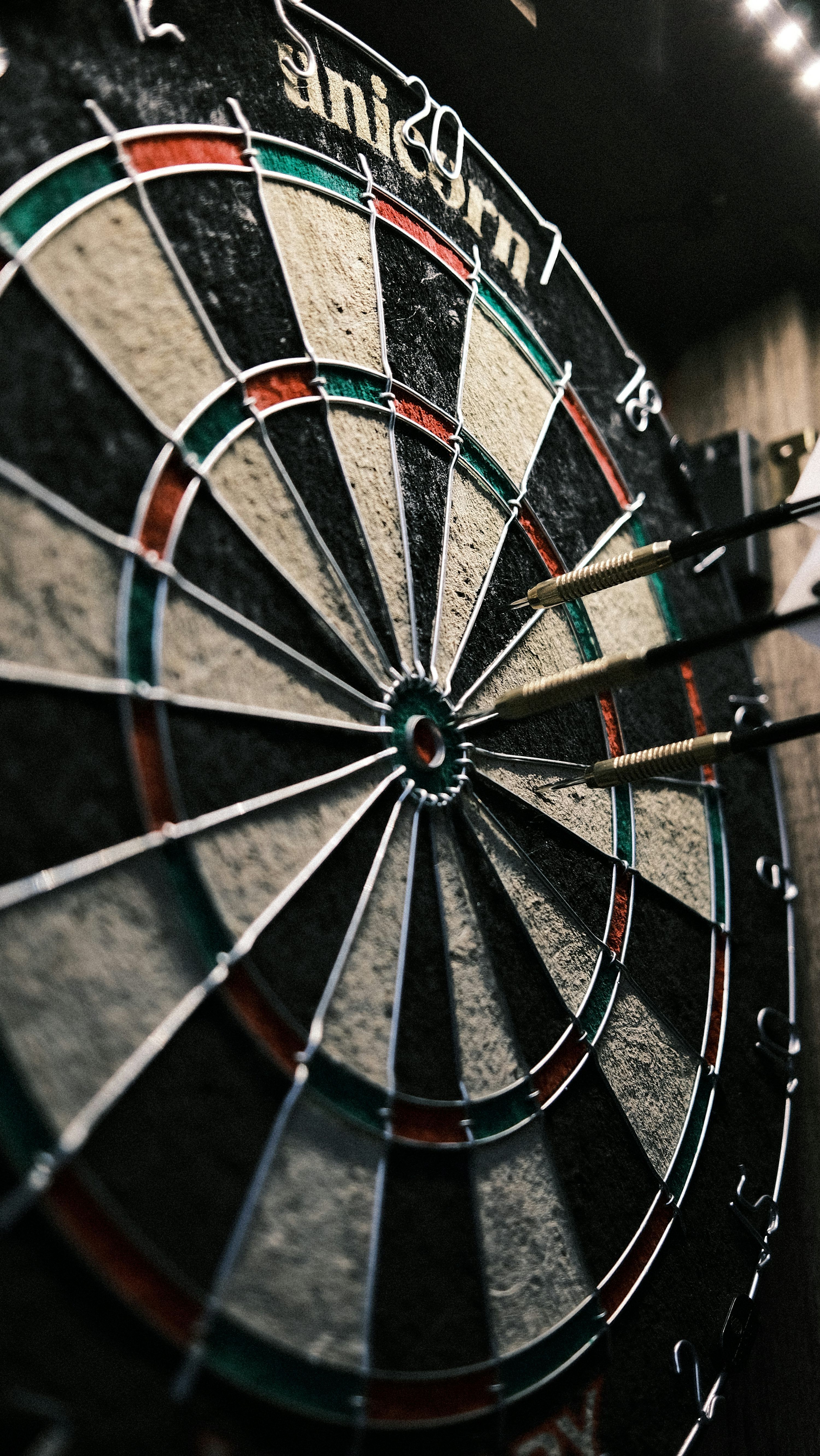 3000x5330 Darts Picture [HD]. Download Free Image