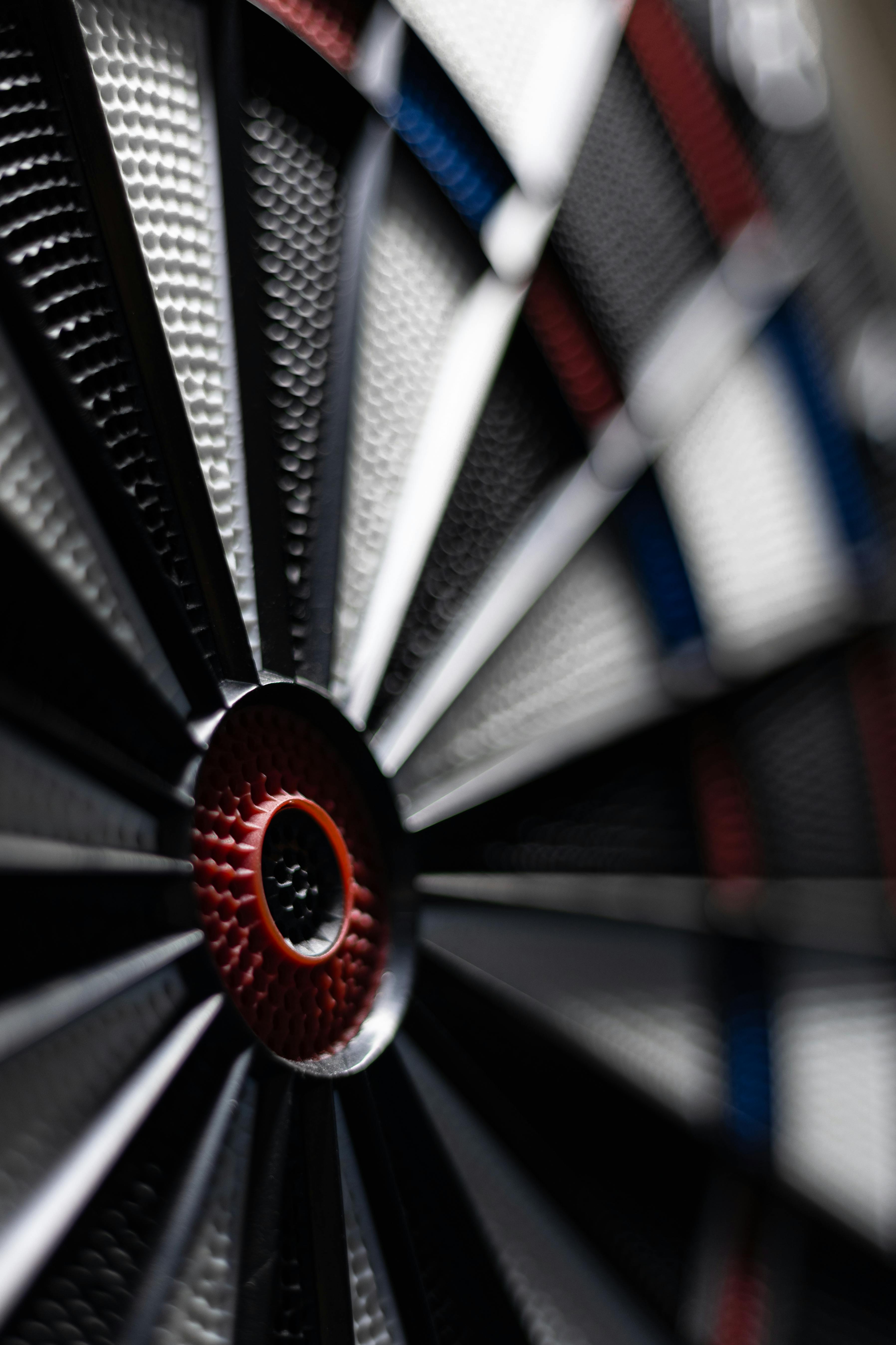 3592x5388 Center of Dart Shield · Free