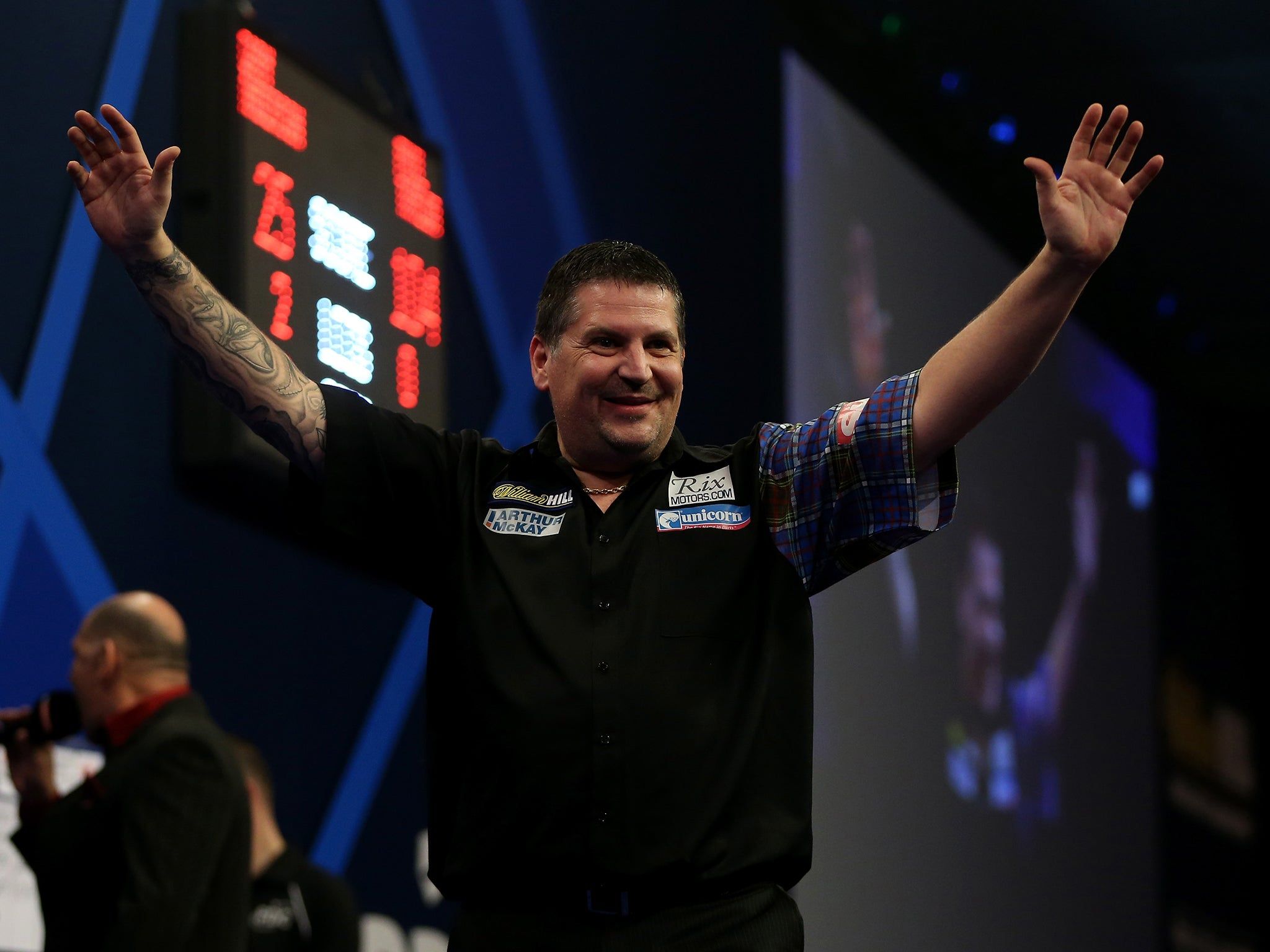 2048x1536 Darts: Gary Anderson celebrates first PDC World Championship title after beating Phil Taylor in epic final