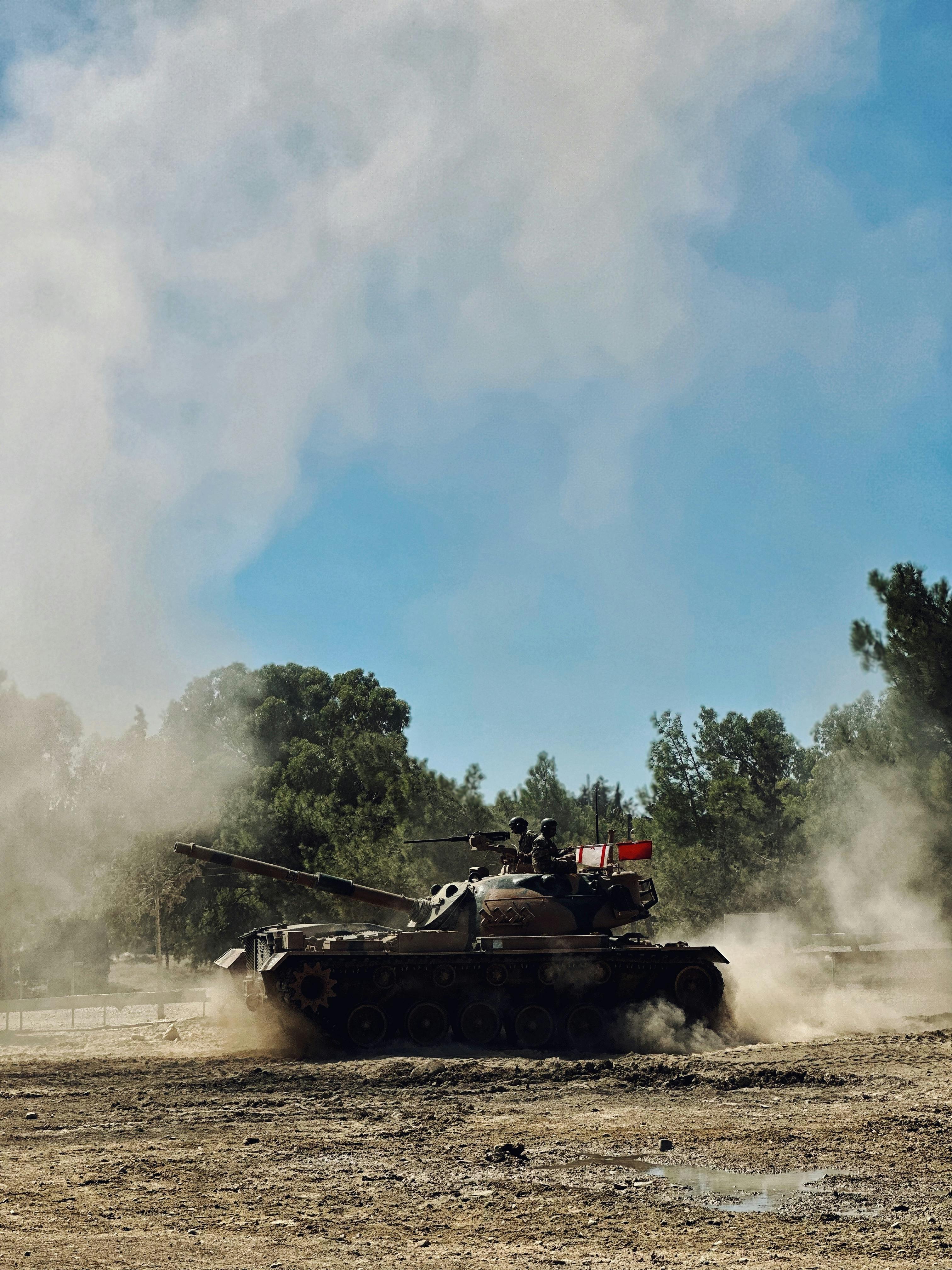 3024x4032 A Tank in the Desert · Free