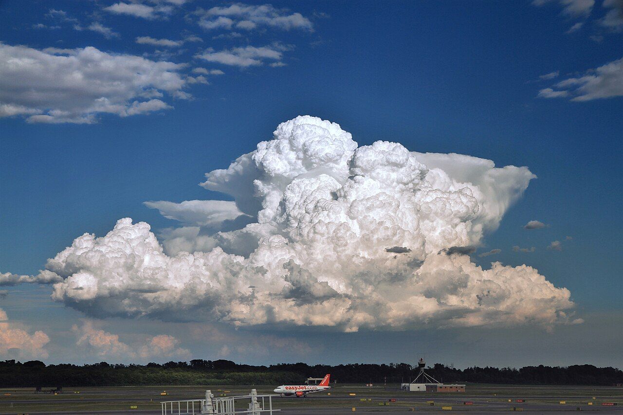 1280x853 Cumulonimbus calvus