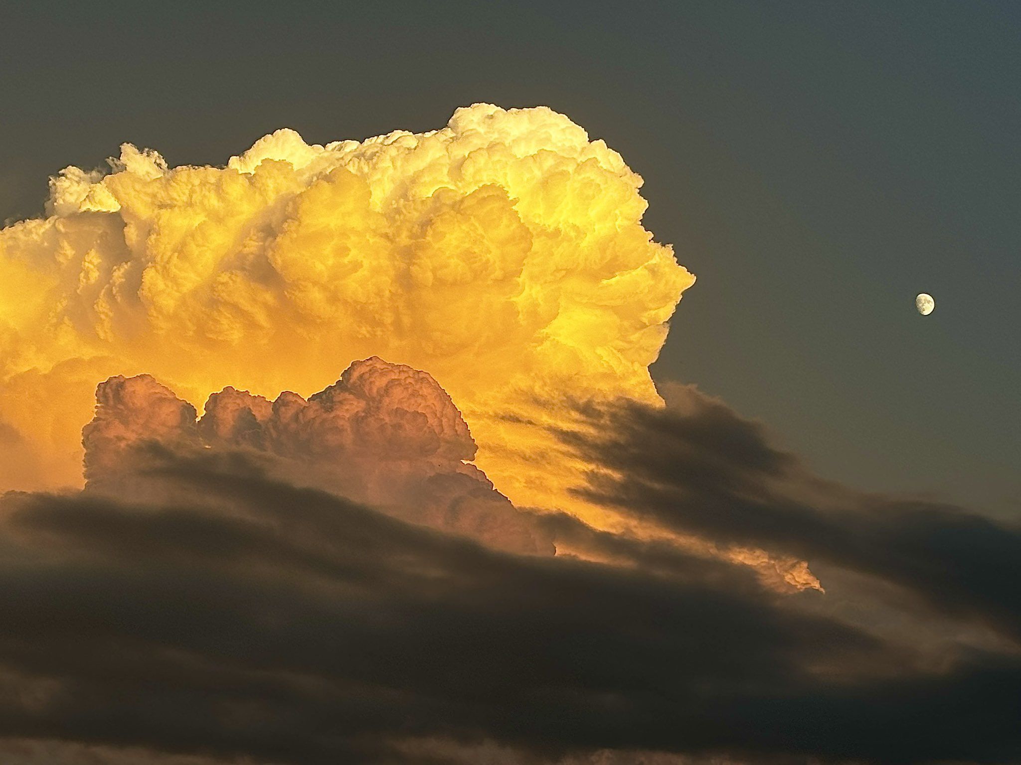 2048x1536 Jacob's Radar: The Huge Storm Cloud Everyone Saw This Week. FOX 4 Kansas City WDAF TV. News, Weather, Sports