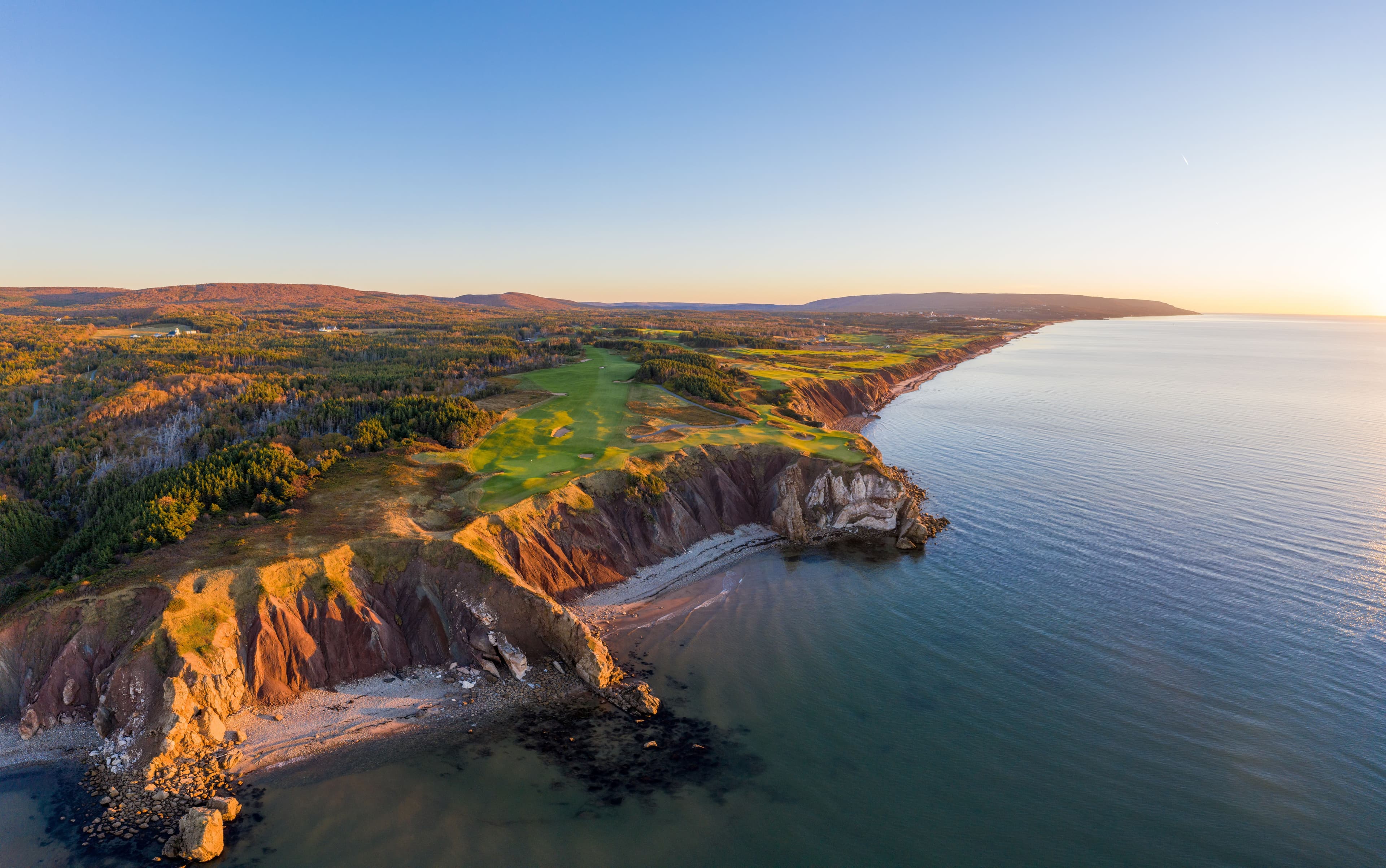 3840x2405 Cabot Cape Breton Cliffs