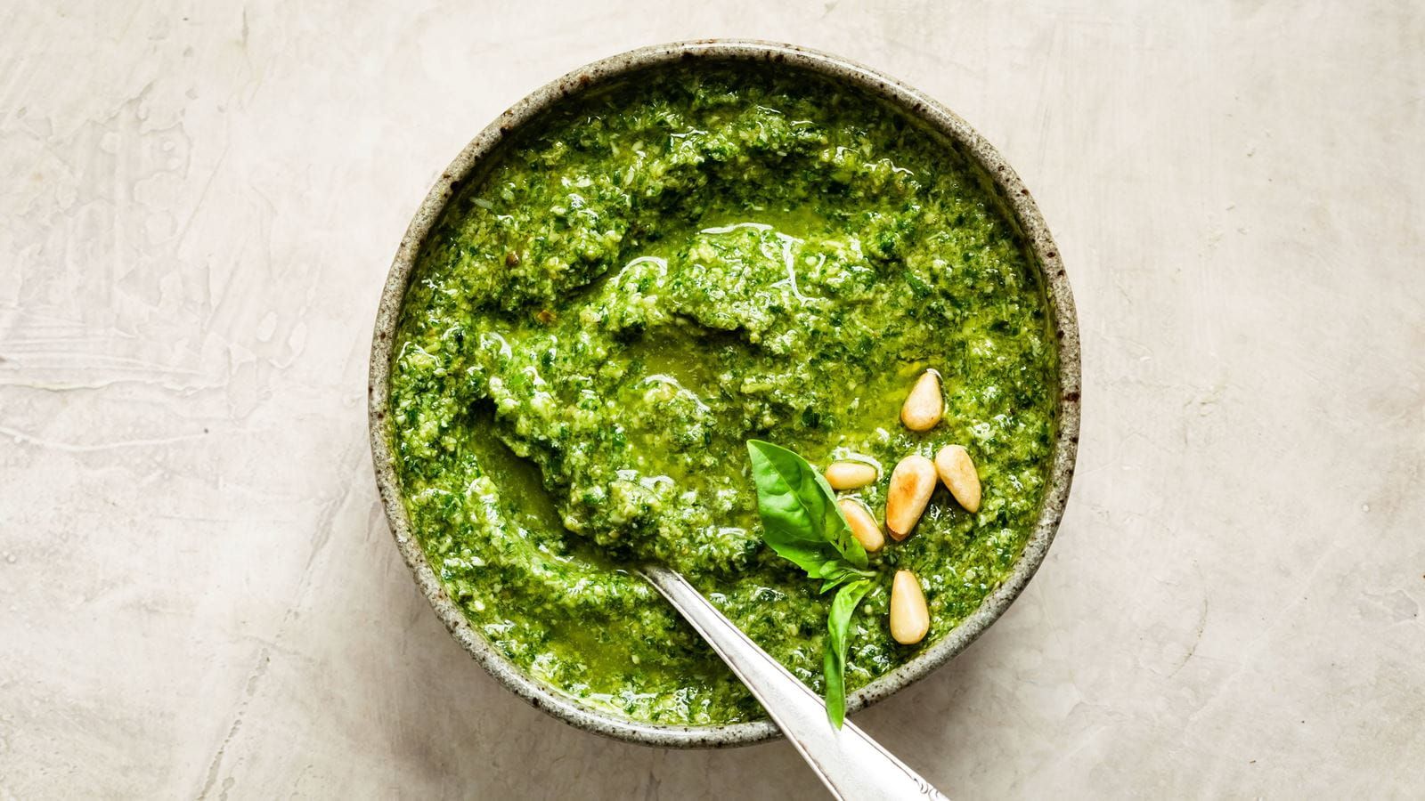 1600x900 Country Crock Pesto