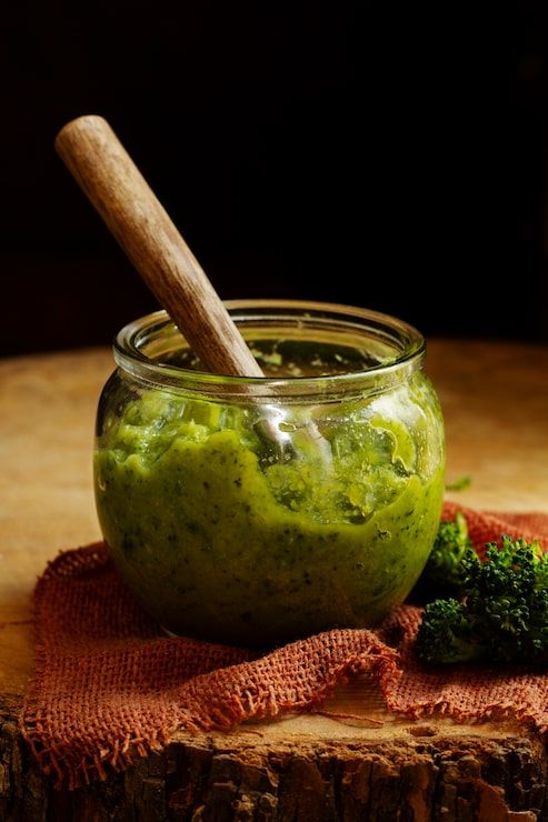 493x740 Pesto Image