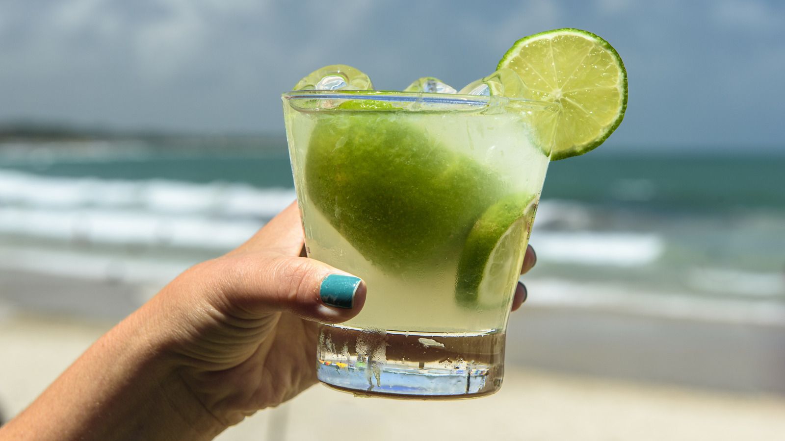 1600x900 This Refreshing Vodka Cocktail Puts A Spin On A Brazilian Staple