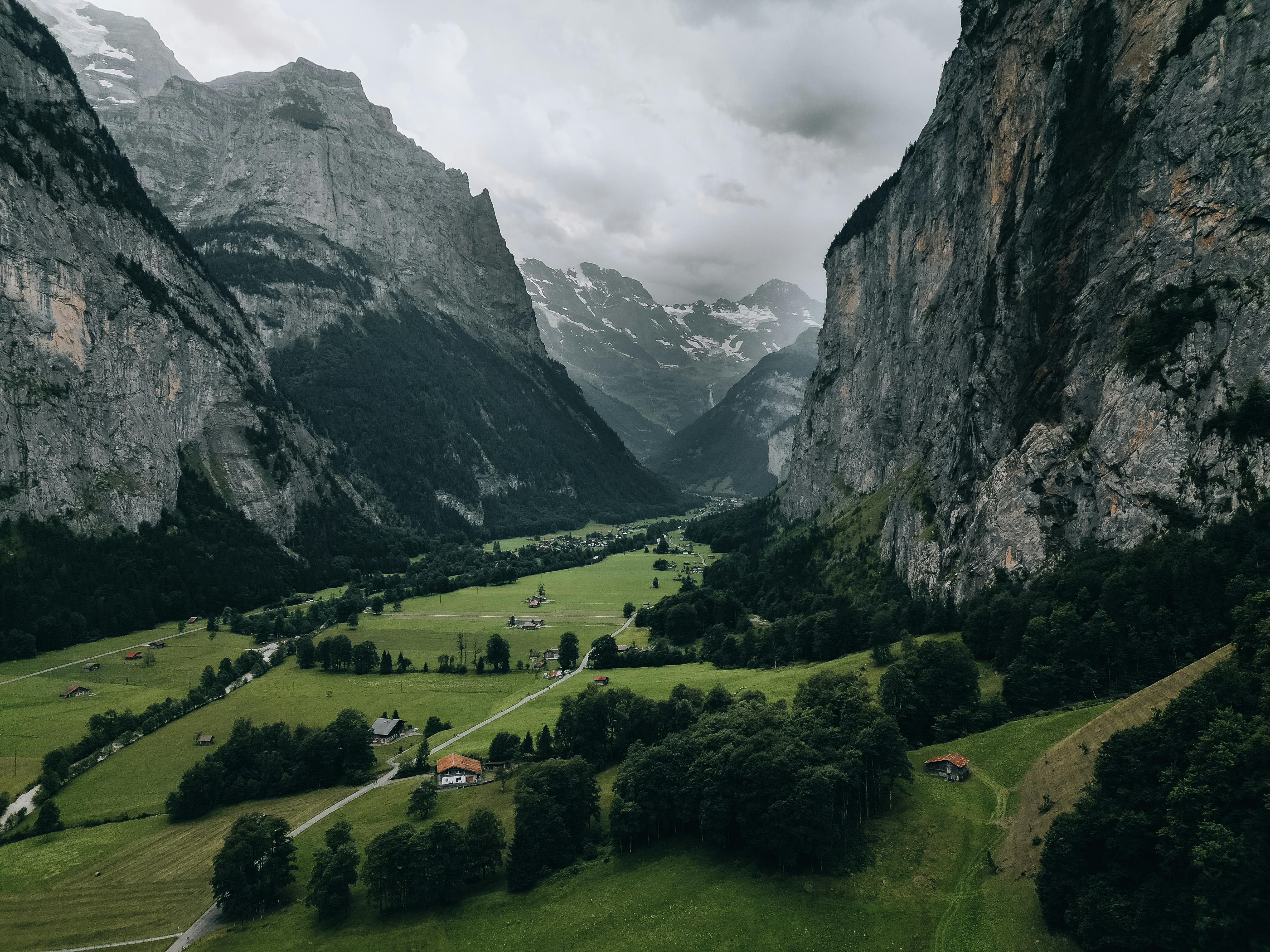 4032x3024 Village in Green Valley, in Alps · Free