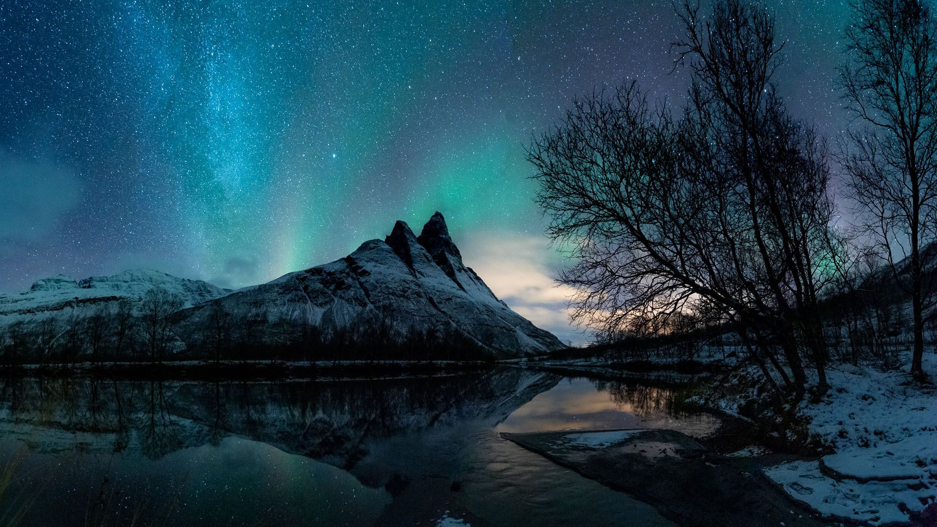 1920x1080 Aurora Borealis Lake Mountain Night Reflection Under Starry Sky HD Winter Wallpaper