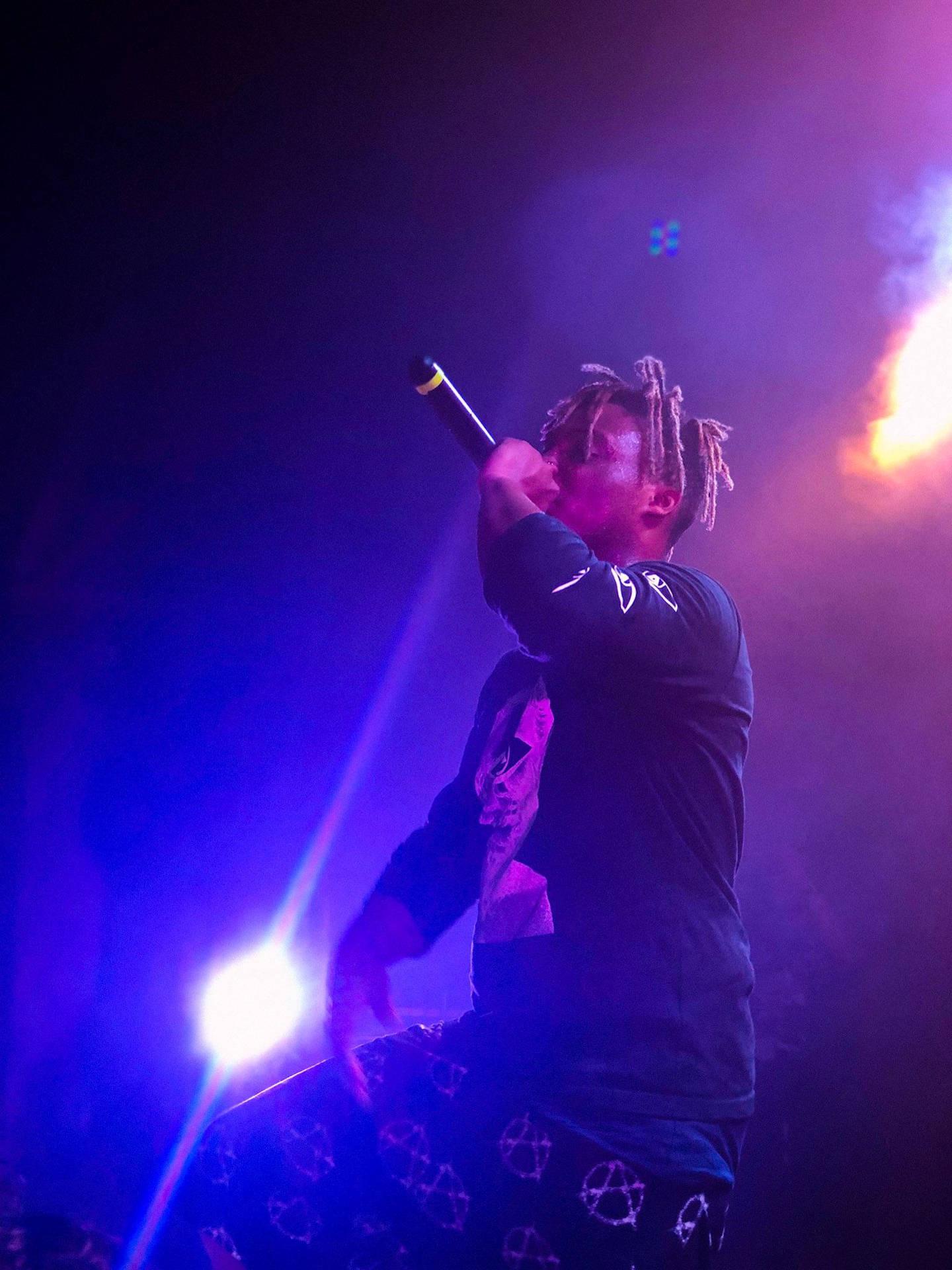 1440x1920 Download Image Juice Wrld Performing on Stage Wallpaper
