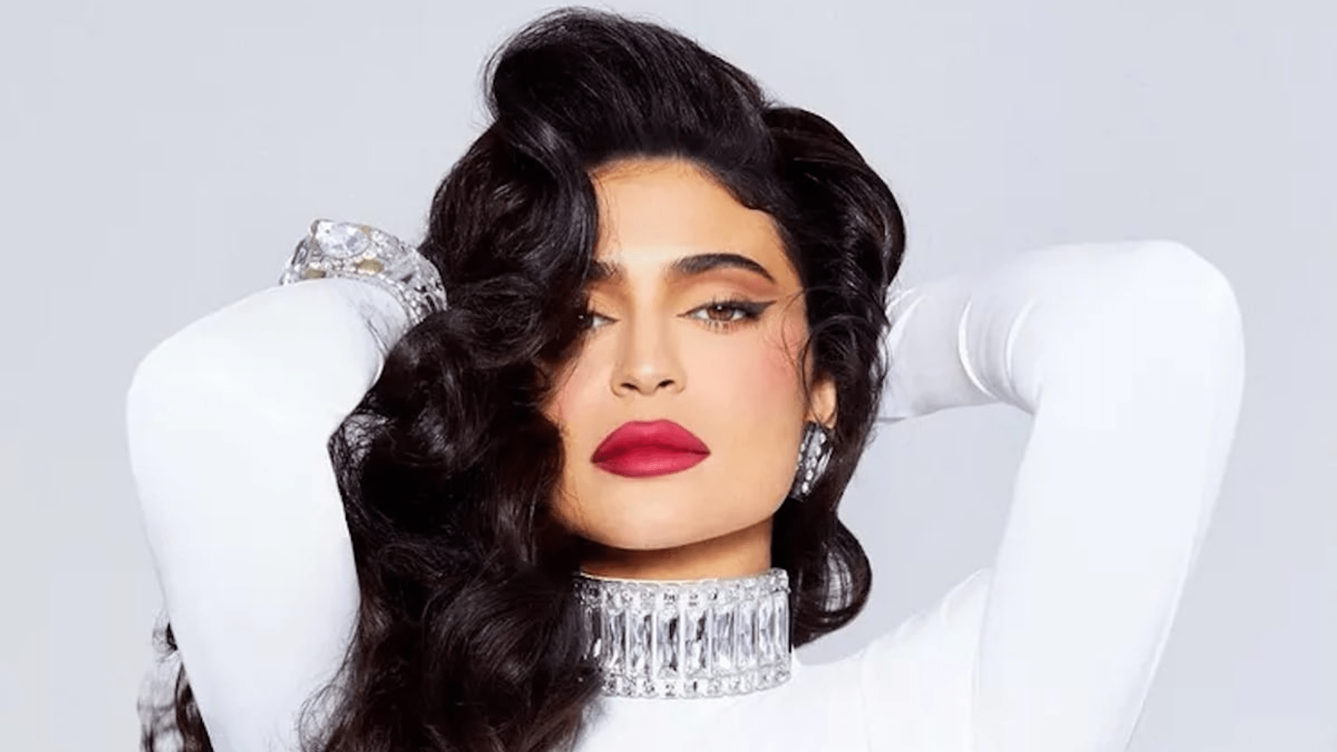 1920x1080 Kylie Jenner looks stunning in her Old Hollywood glam