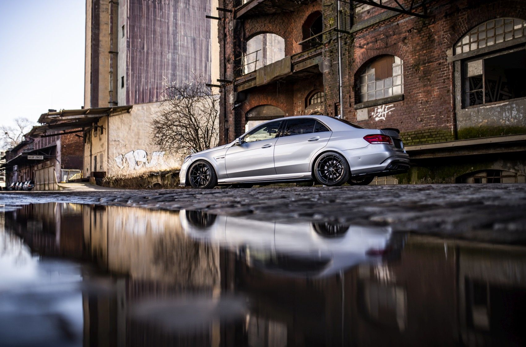 1700x1121 MERCEDES BENZ E CLASS / E63
