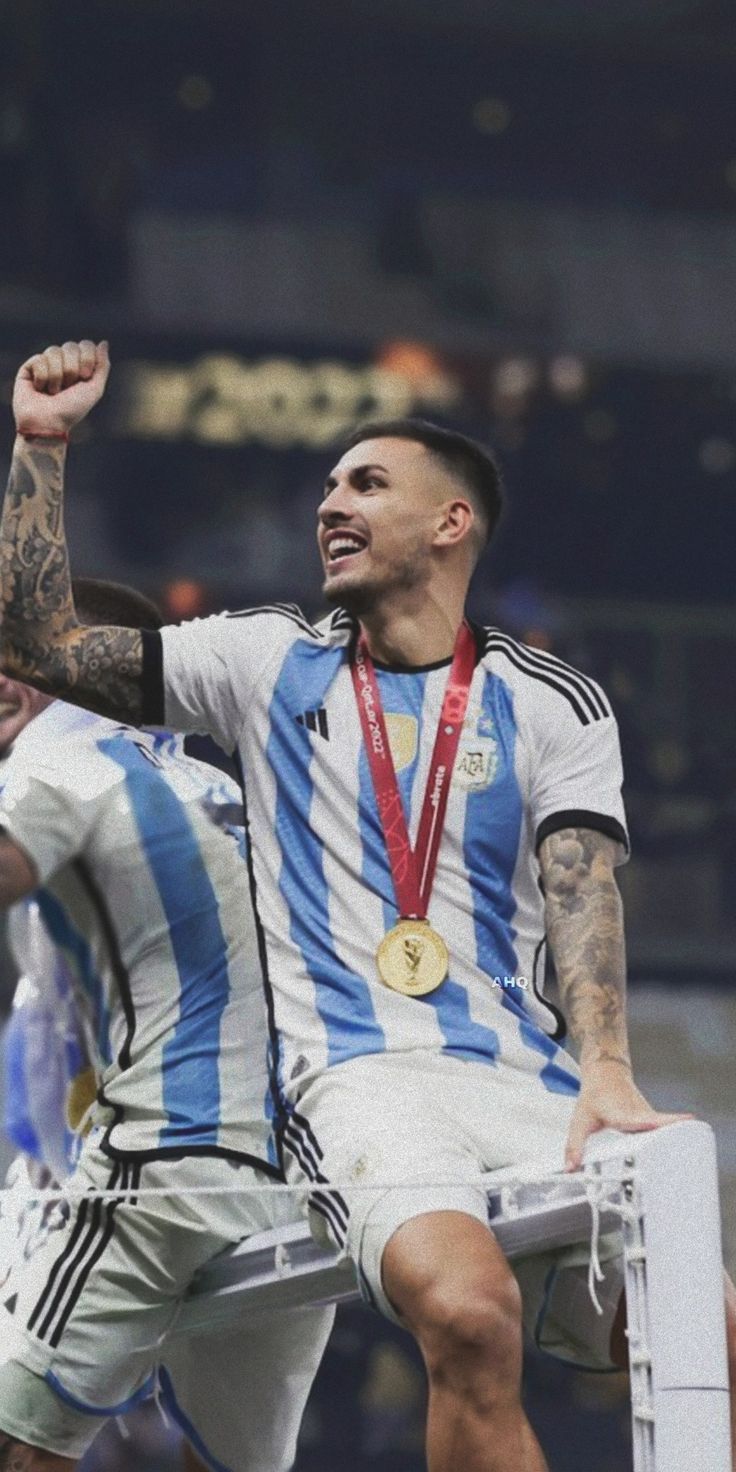 736x1472 Descubre 18 ideas de Leandro Paredes y futbol. jugadores de argentina, fotos de fútbol, campeones y más