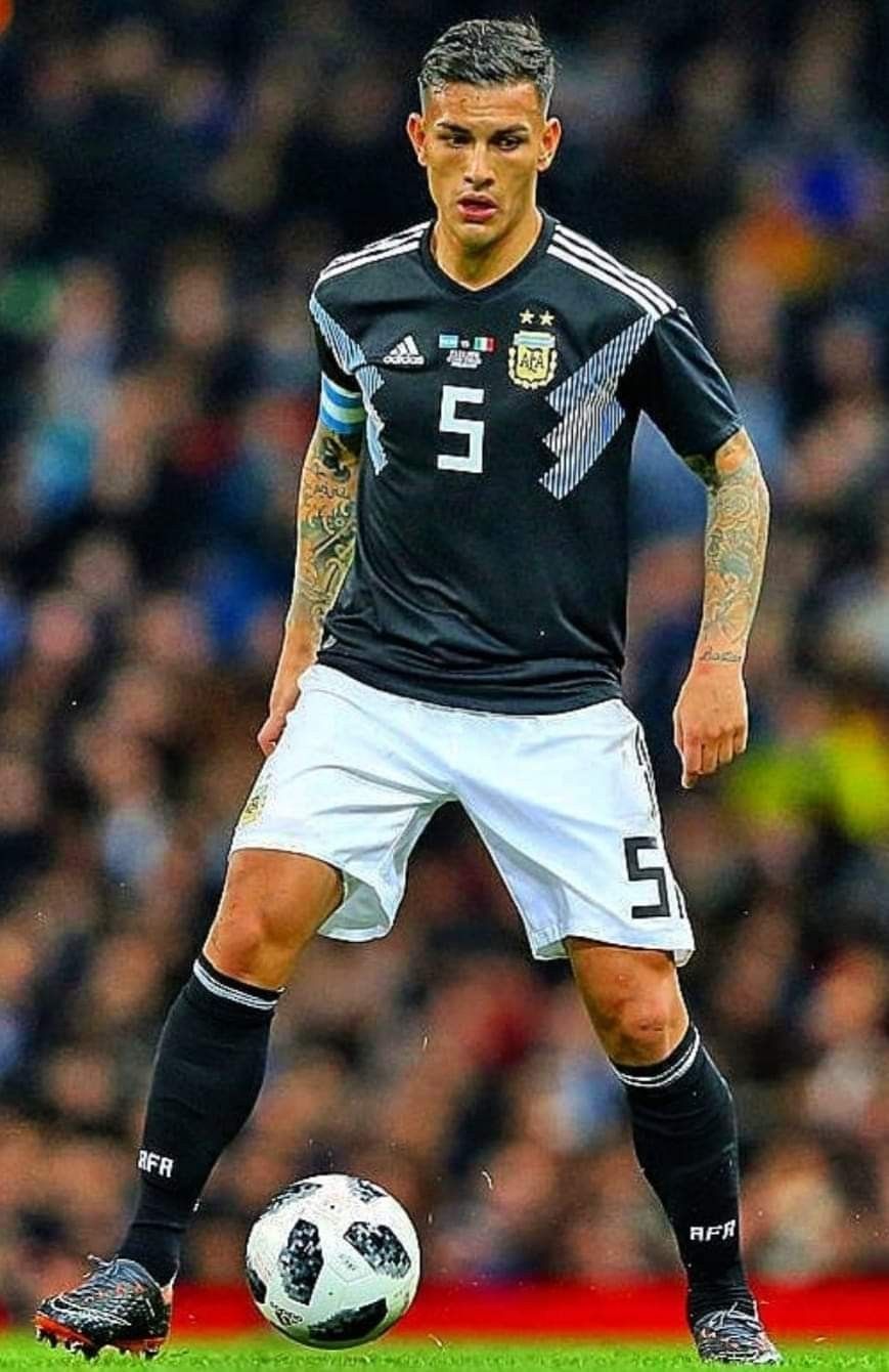 869x1340 Leandro Paredes Wallpaper