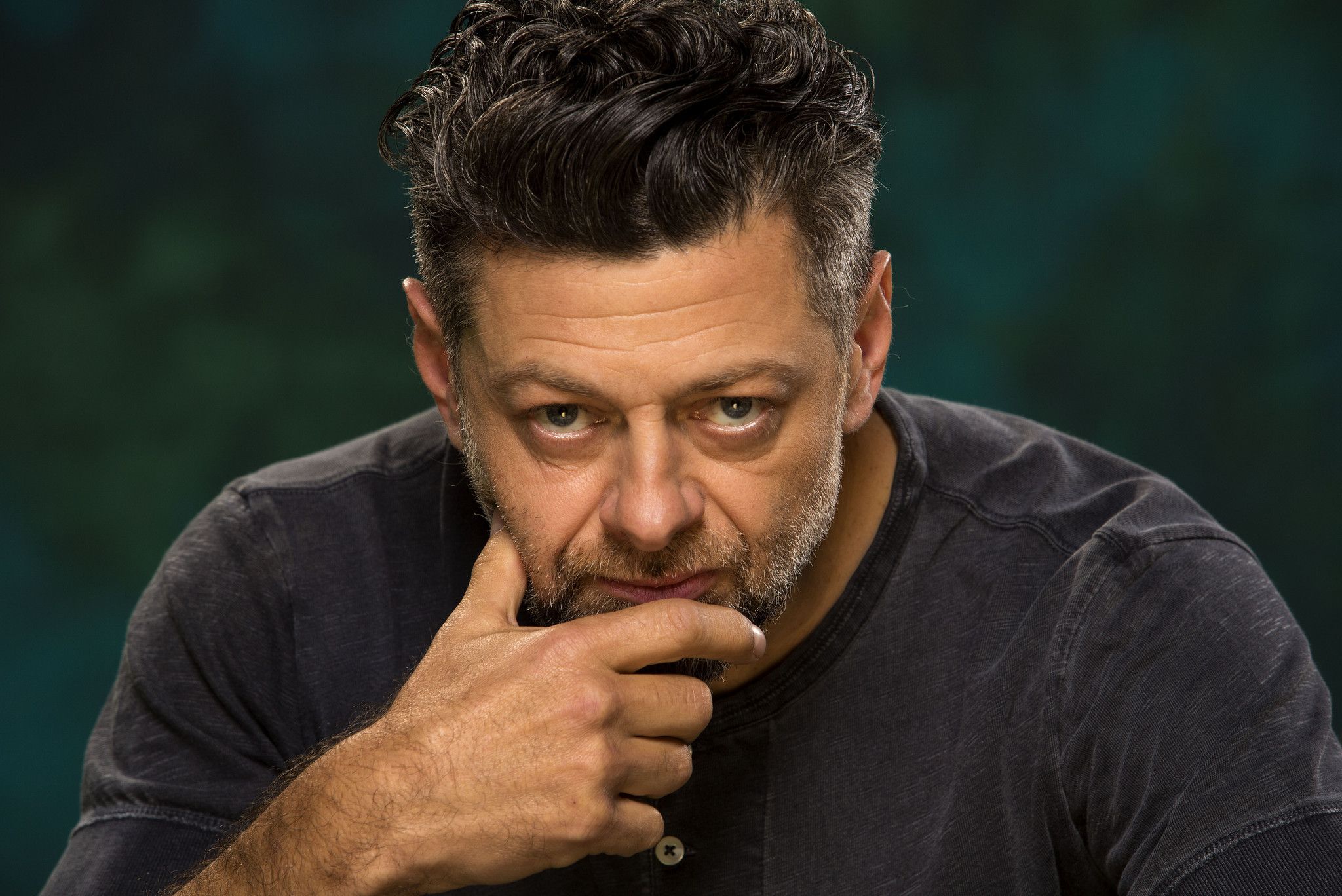 2048x1368 Download English Actor Celebrity Andy Serkis HD Wallpaperx1368