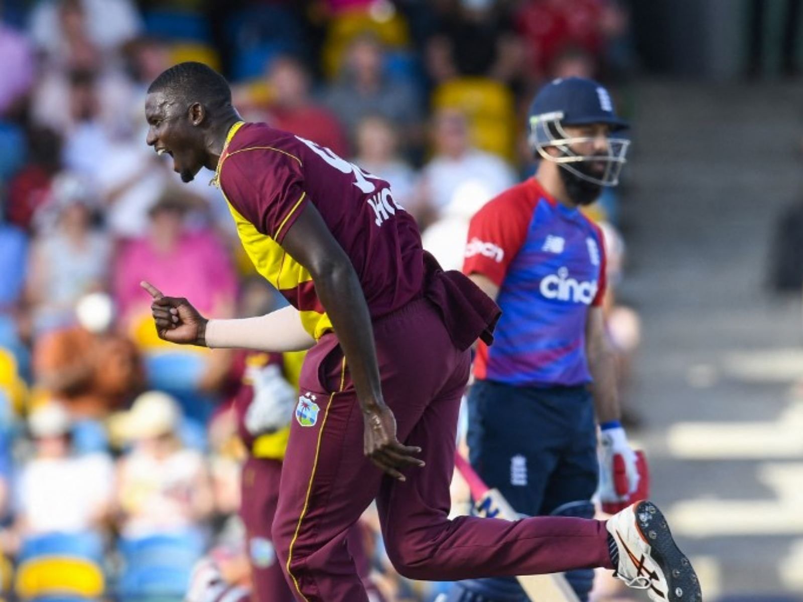 1600x1200 Jason Holder Shines With Ball as West Indies Thrash England by Nine Wickets in 1st T20