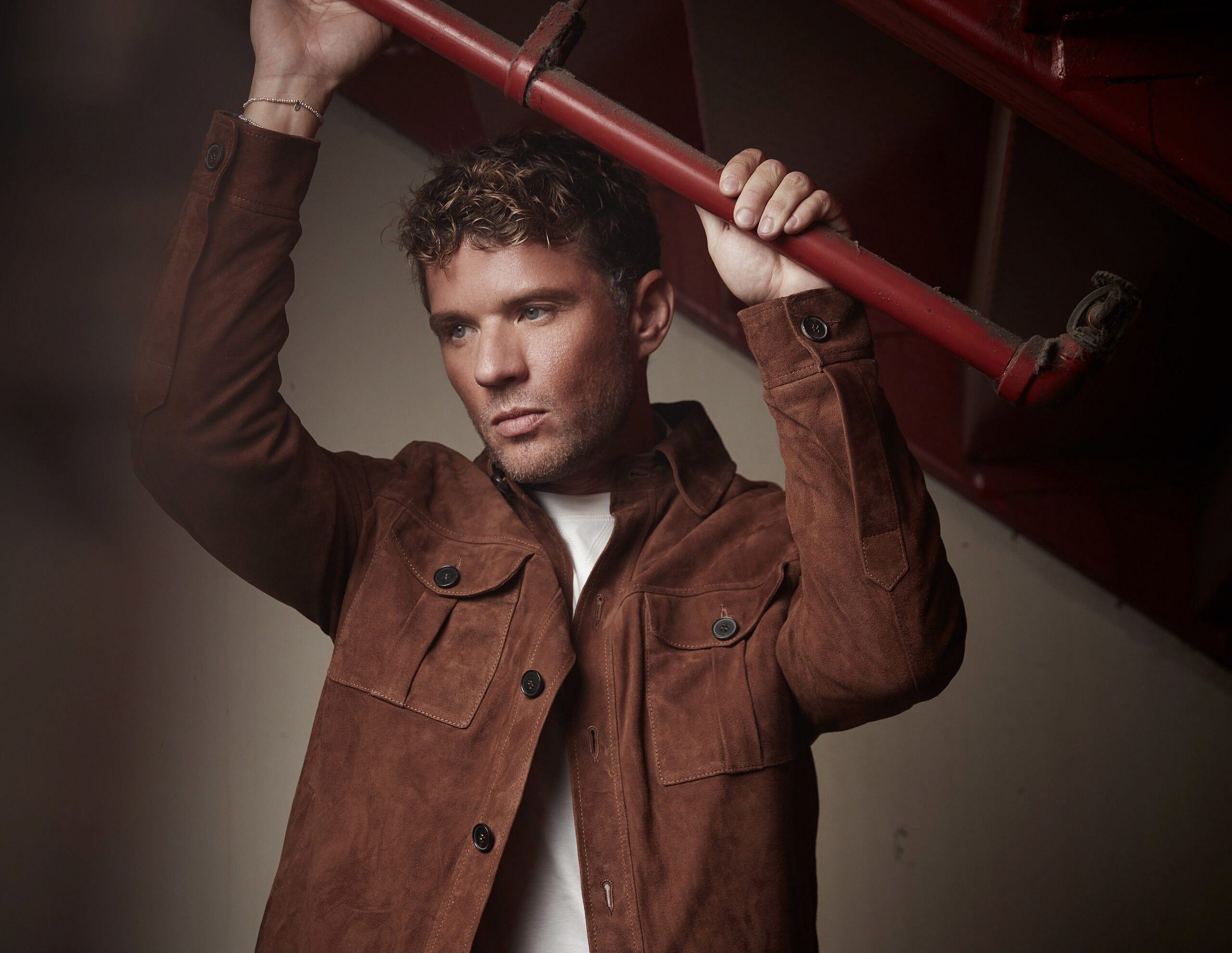 2560x1982 Ryan Phillippe