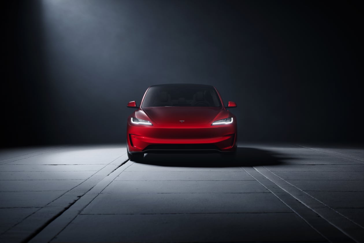 1260x840 Tesla's stock sees best day in 11 years. Why it's still hard not to be bullish