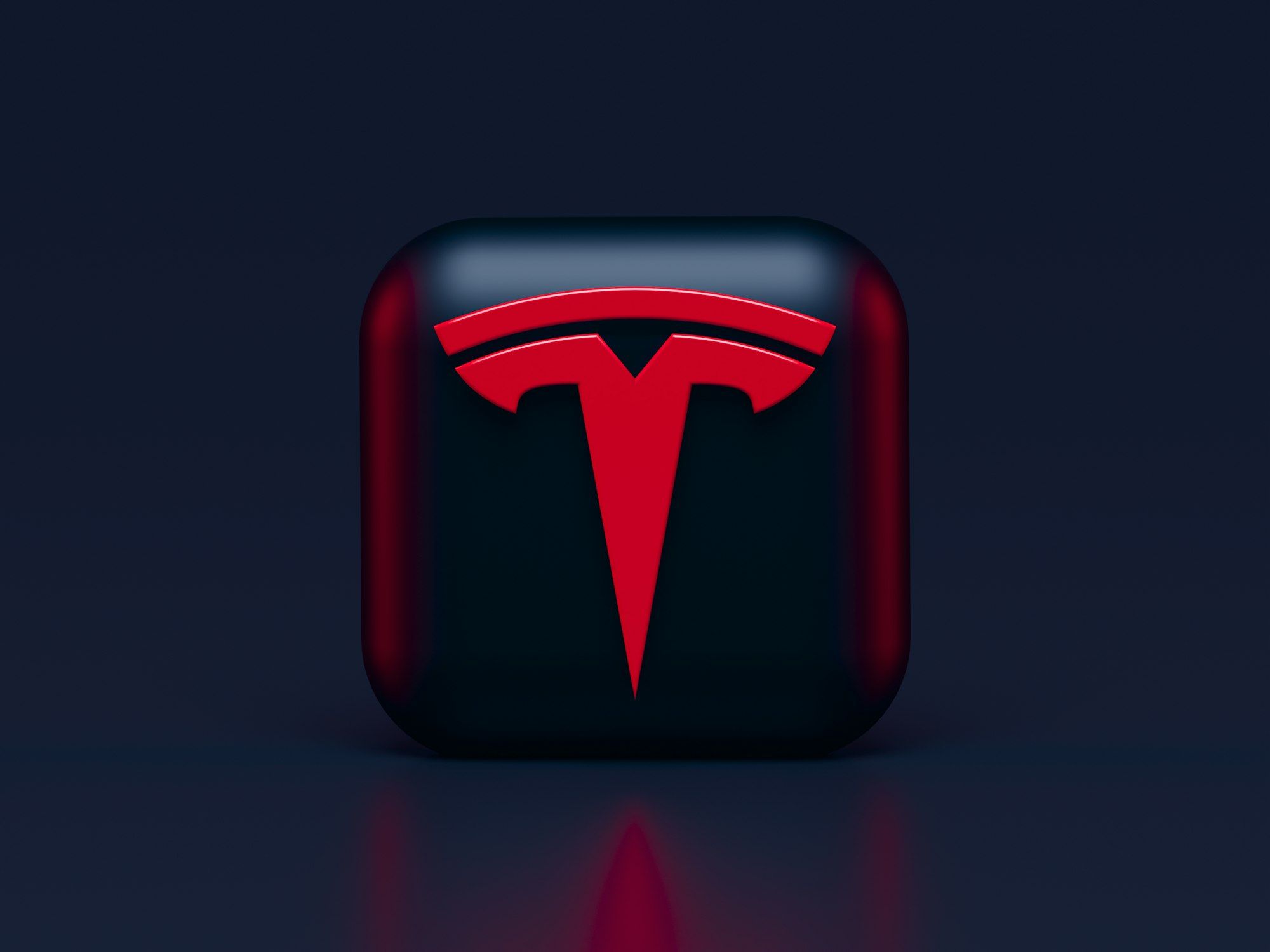 2000x1500 Tesla stock takes very mild downturn as Musk sells $4 billion worth of stock