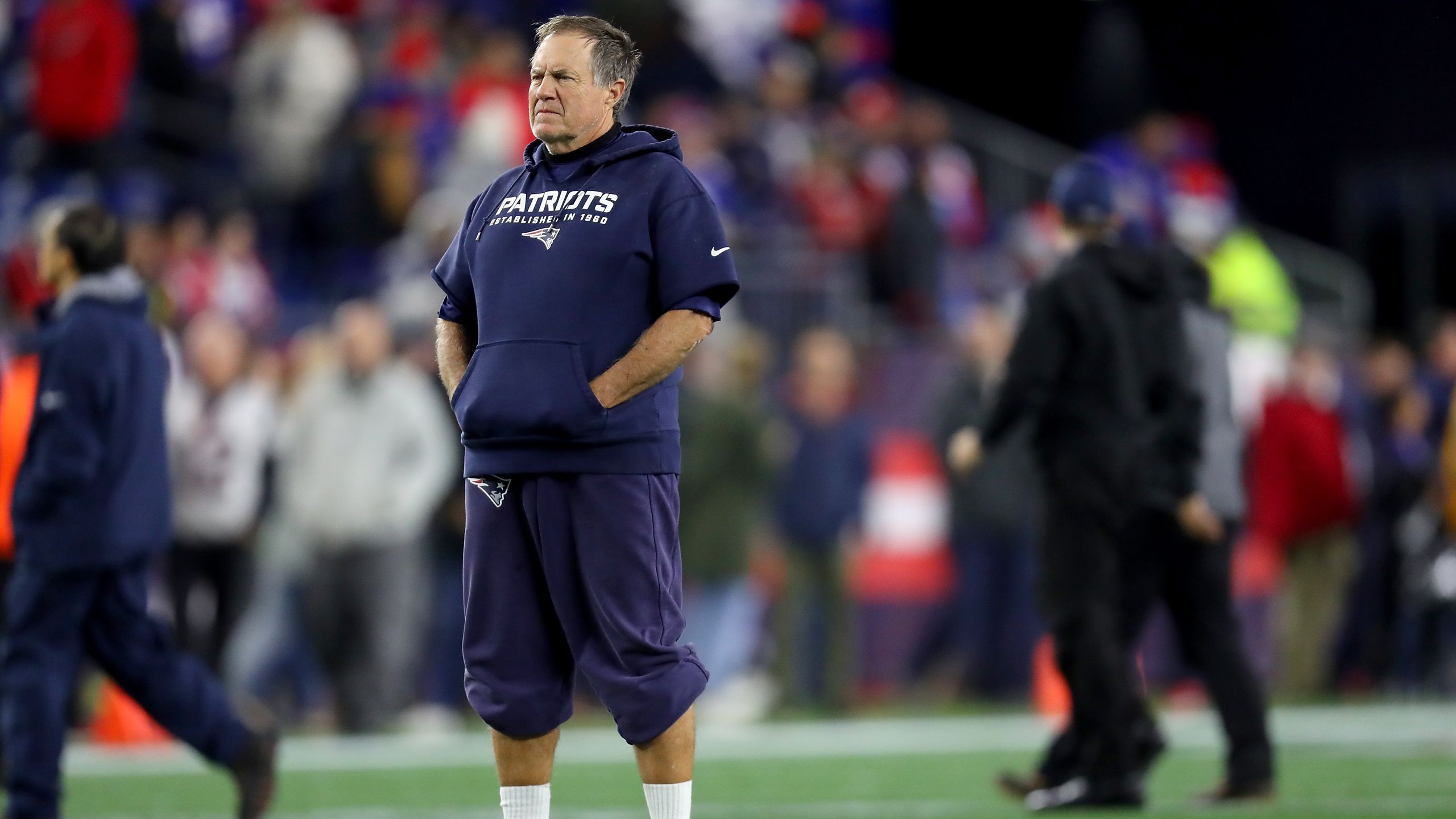 2560x1440 Bill Belichick, Who Wears Sweats to Work, Has Decided Now Is the Time to Start Dressing