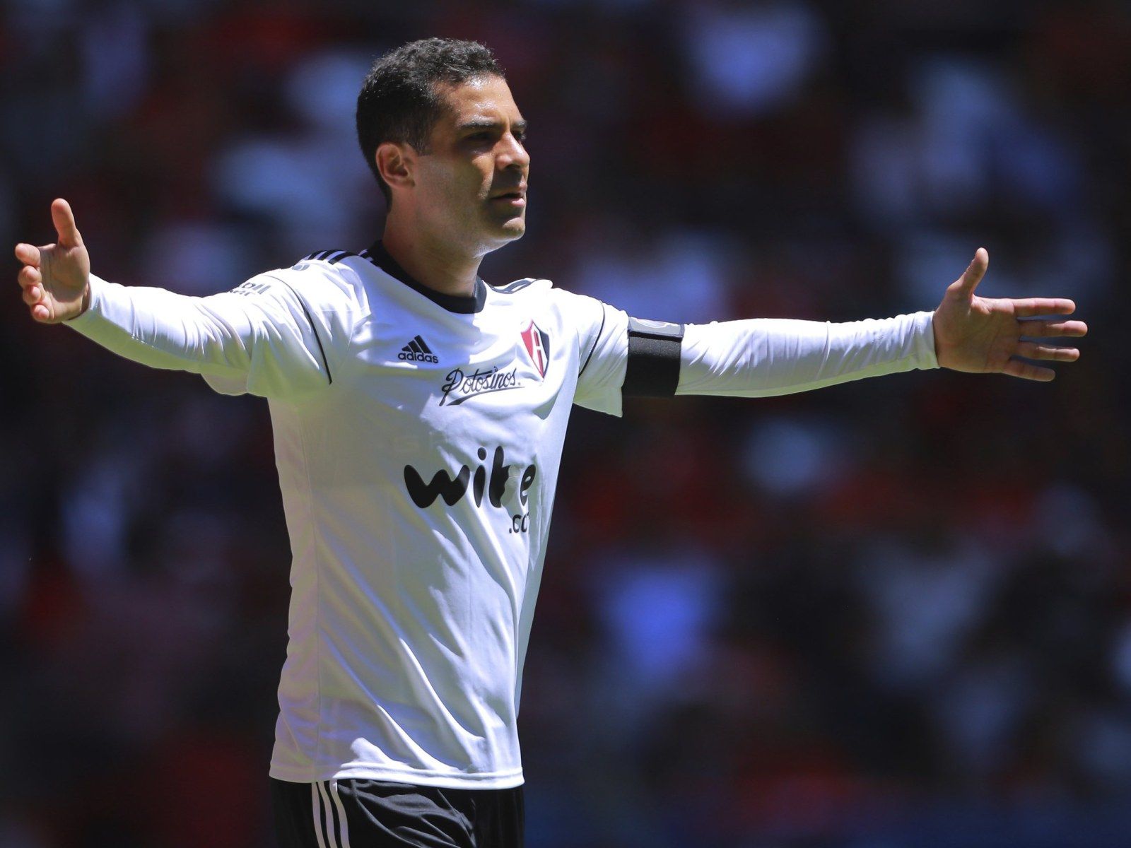 1600x1200 U.S. Cancels Soccer Player Rafa Márquez Visa After Being Linked To Drug Trafficker Raúl Flores Hernández