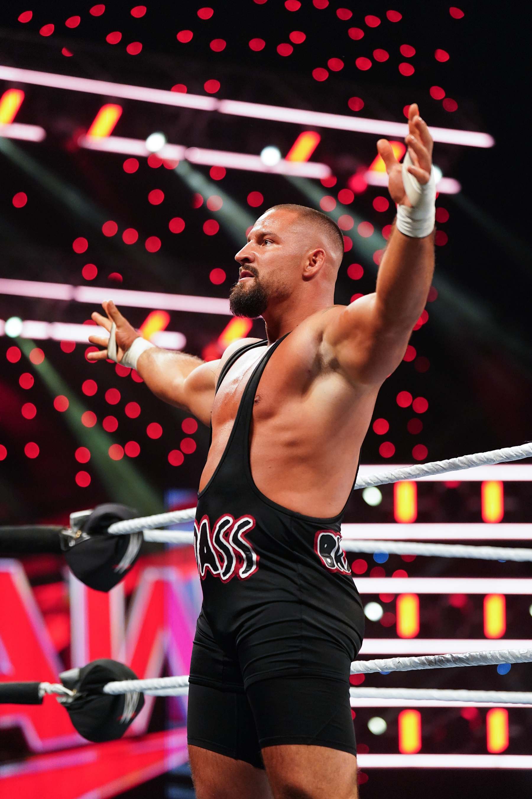 1800x2700 WWE's Growing Bron Breakker Problem