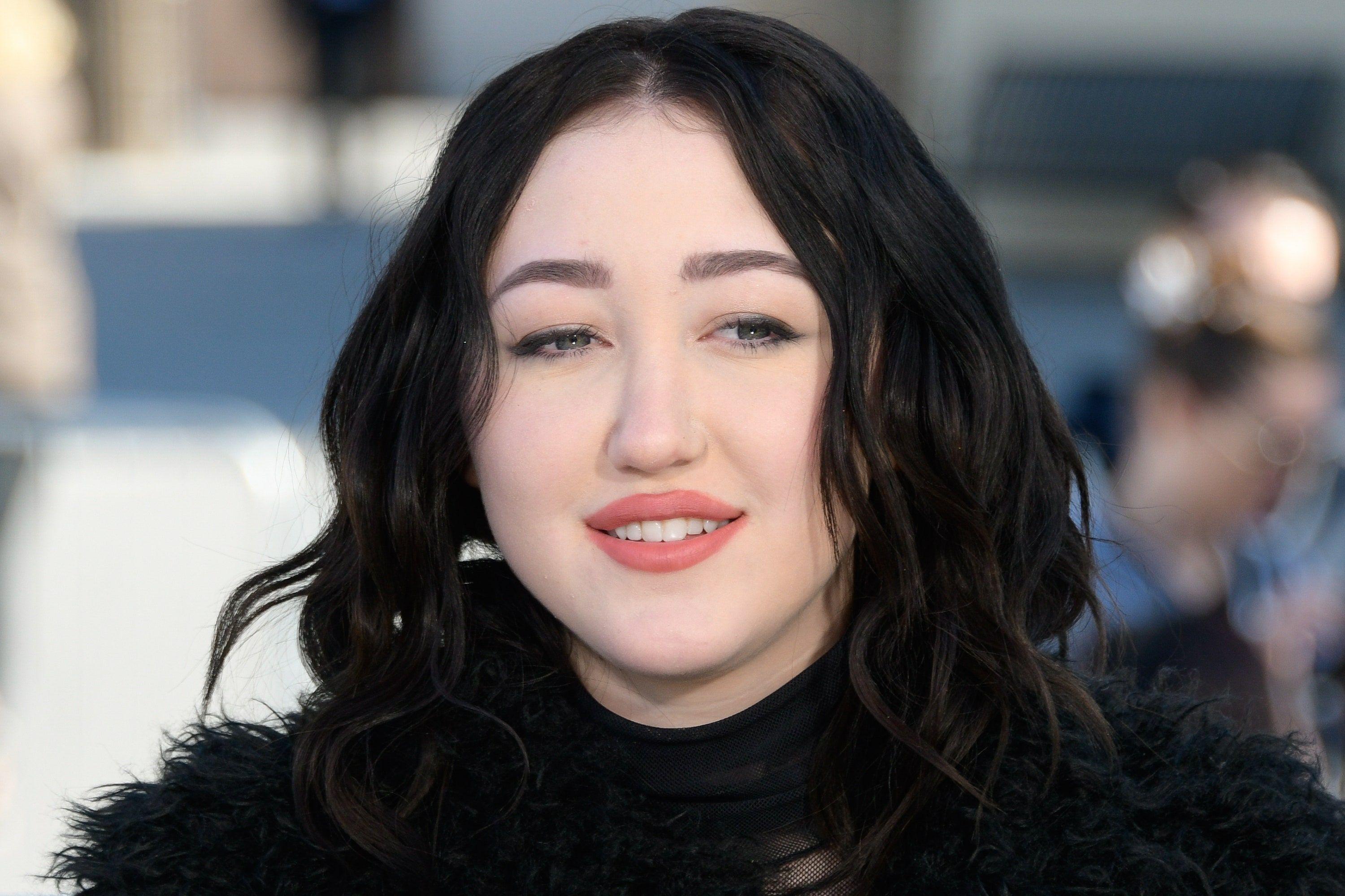 3000x1999 Noah Cyrus Turned Her Instagram Comments Back on for Her Fans