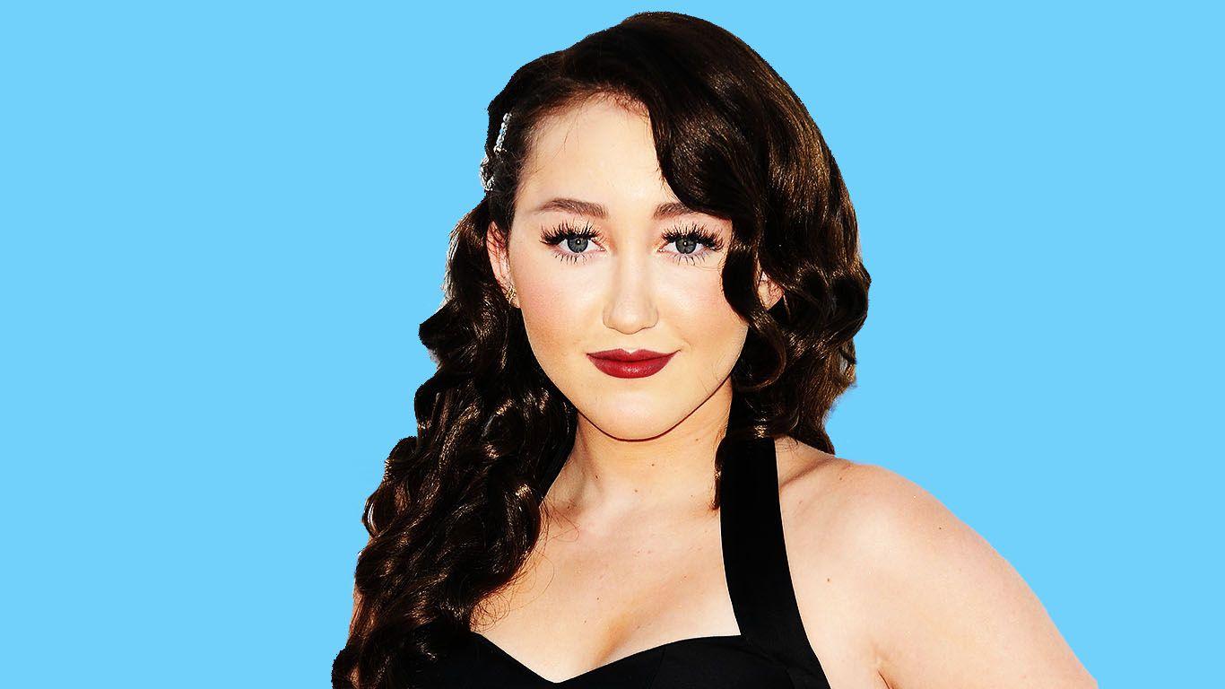 Noah Cyrus Wallpapers - Top Free Noah Cyrus Backgrounds - WallpaperAccess