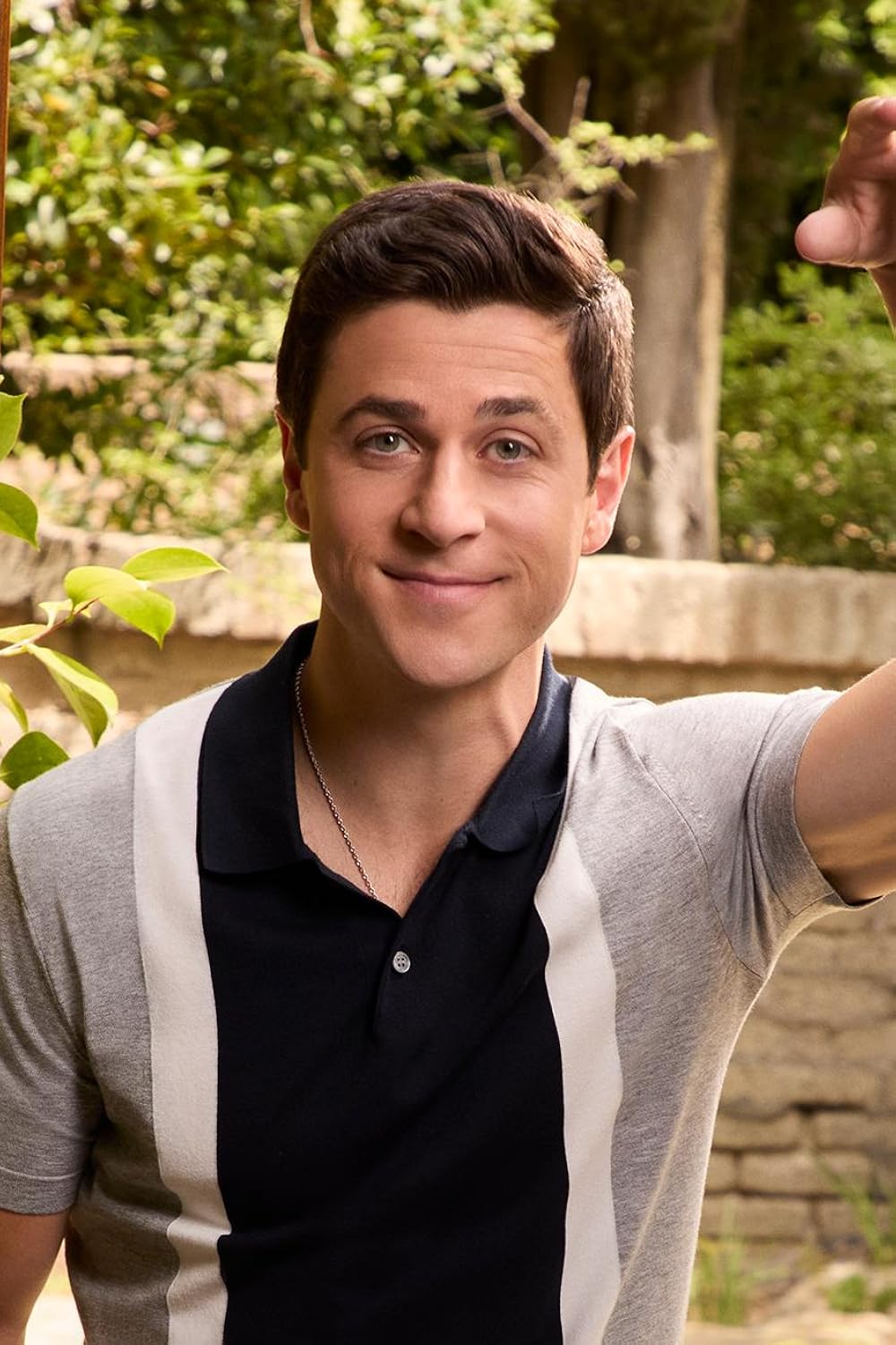 1000x1501 David Henrie