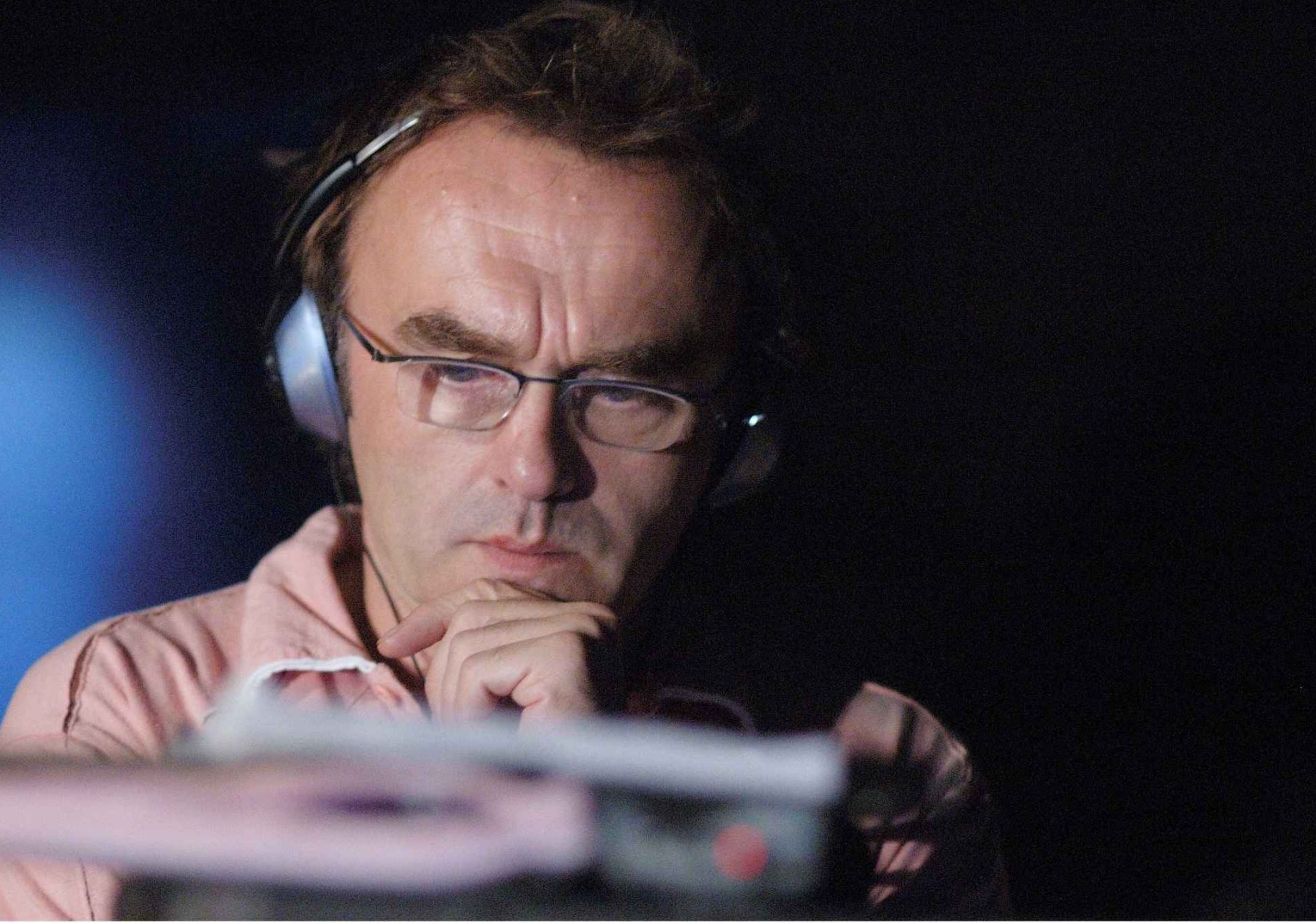 2138x1500 Danny Boyle Wallpaper