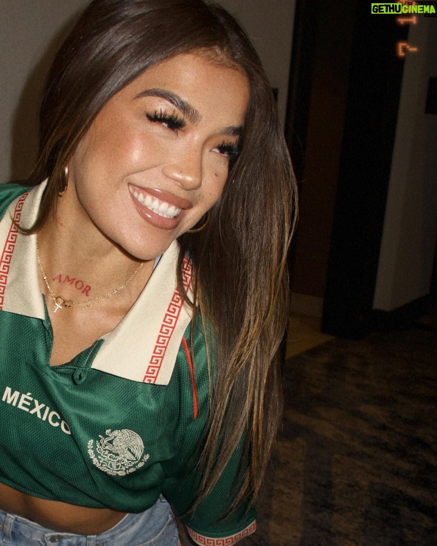 1440x1800 Tracy Cortez Most Liked Photo and Posts