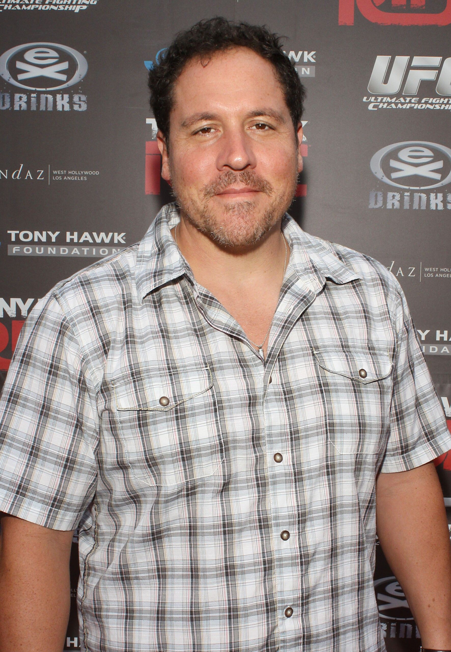 1772x2560 Jon Favreau