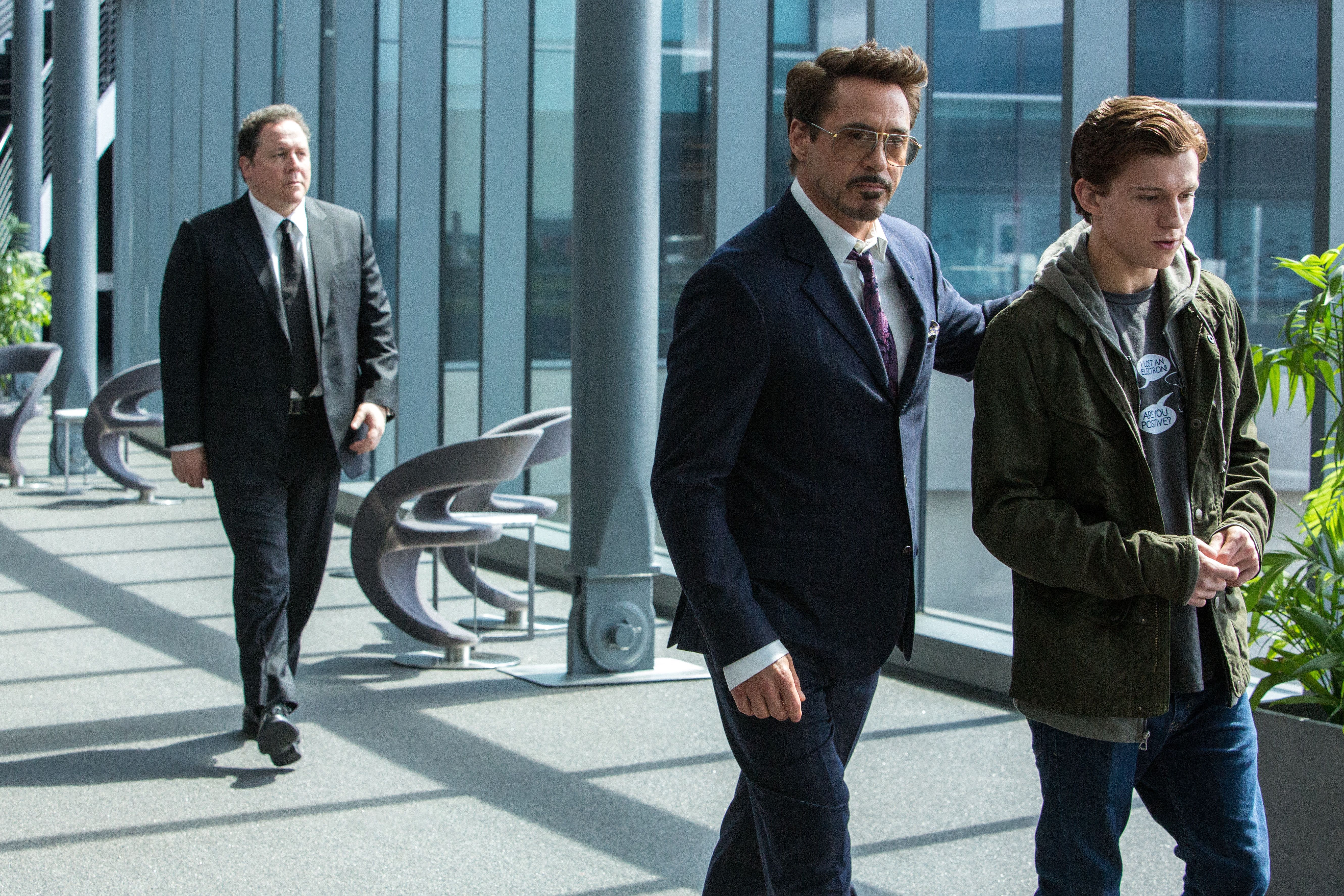 5322x3548 Desktop wallpaper: Tony Stark, Movie, Spider Man: Homecoming, Jon Favreau, Robert Downey Jr, Tom Holland, Spider Man 4K free download for PC. 410209