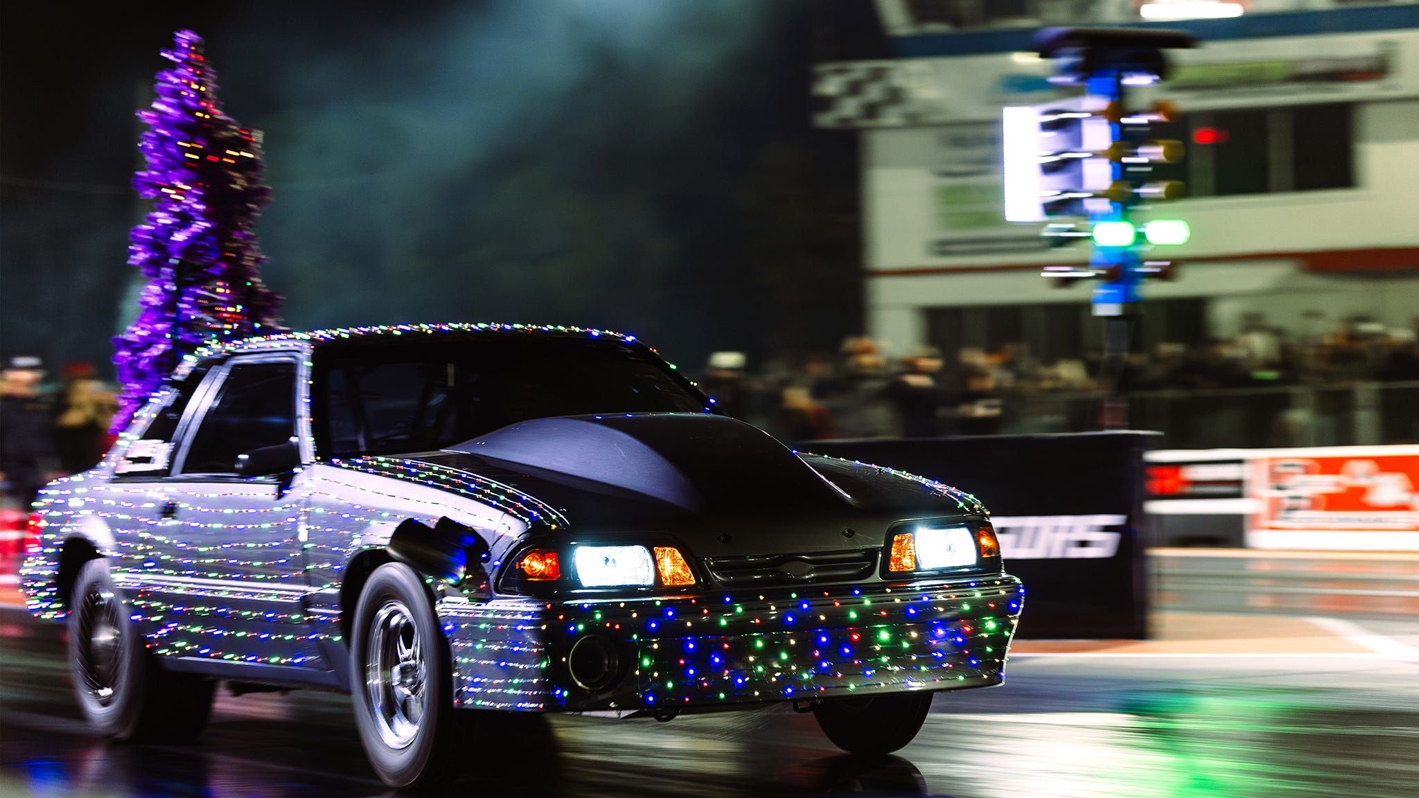 2048x1152 Cleetus McFarland's Christmas Tree Drag Race Photo Gallery