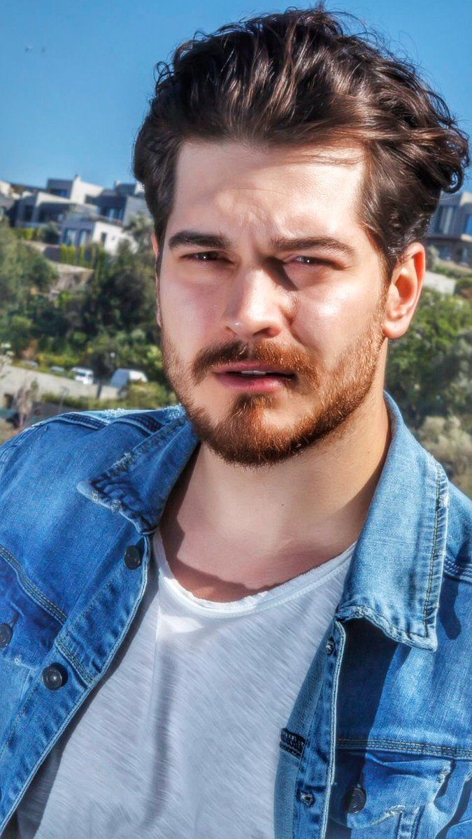 675x1200 Çağatay Ulusoy ☀️ • HQ Wallpaper @cagatayulusoyy