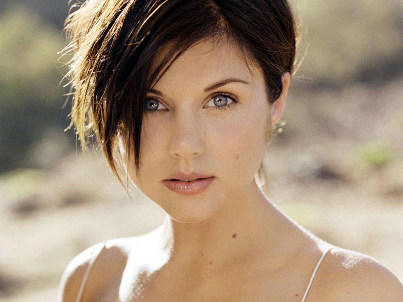 1280x960 Tiffani Amber Thiessen Age Exclusive Media Updates