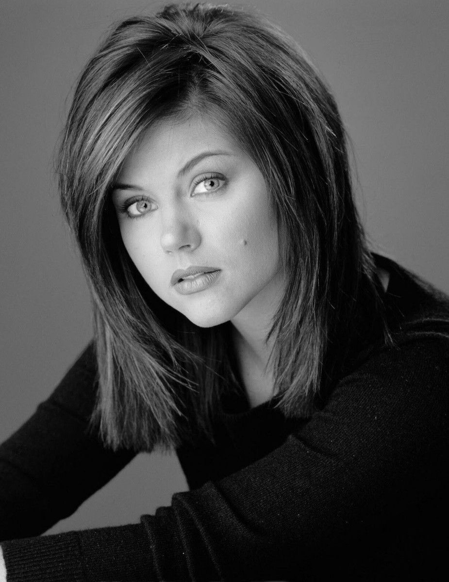 925x1200 Tiffani Thiessen from 90210 Classic 90s Show Picture Poster Photo Print 5x7