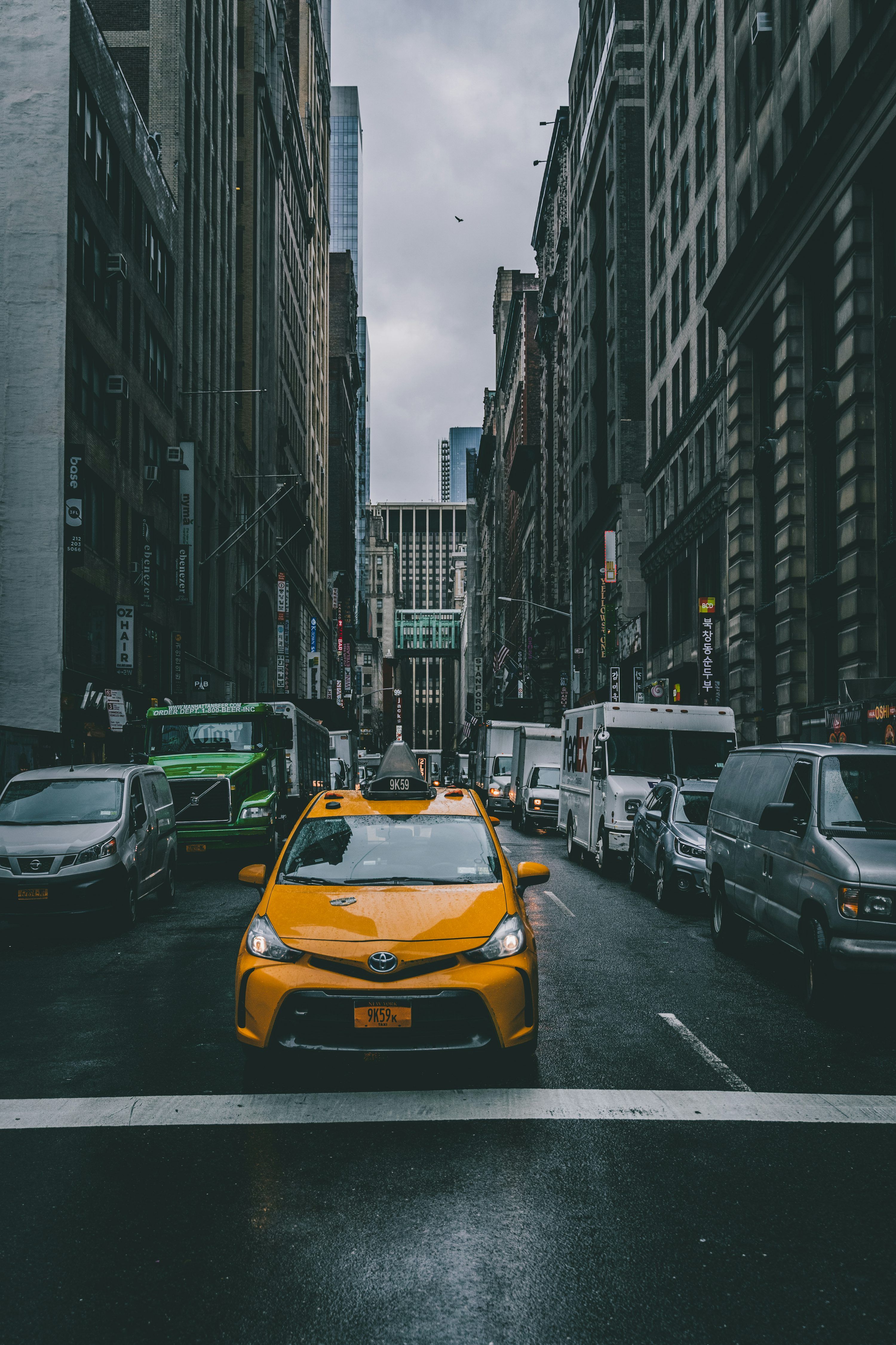 3000x4500 Selective color photo of yellow cab photo