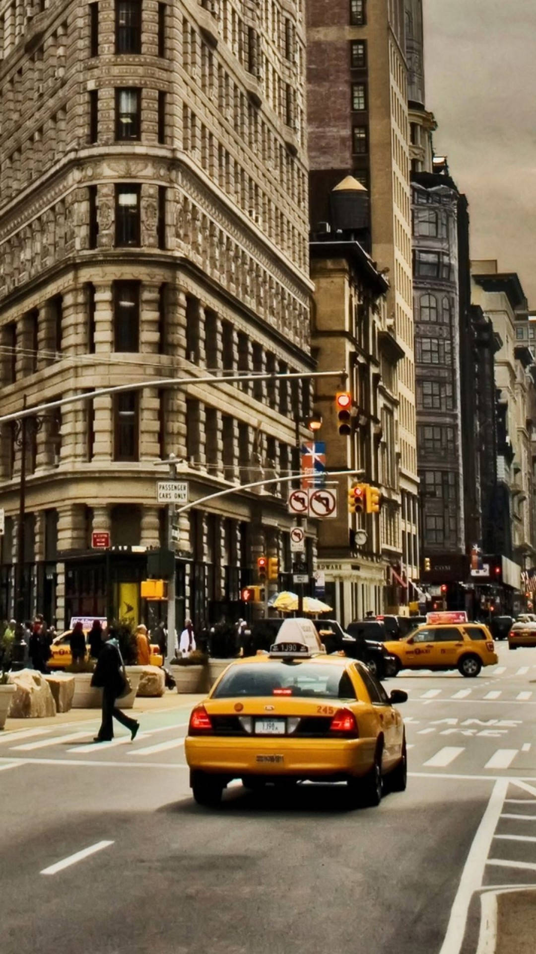 1080x1920 Download New York City iPhone X Yellow Cab Wallpaper