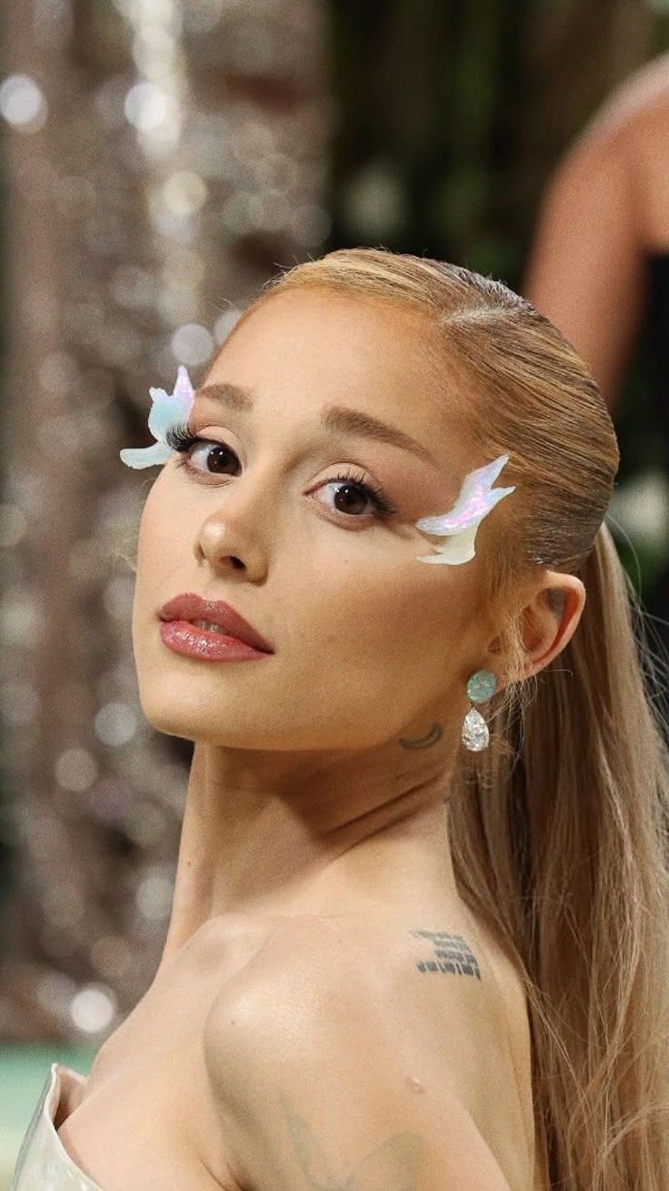 736x1309 Ariana Grande (Meet Gala 2024) Wallpaper 24