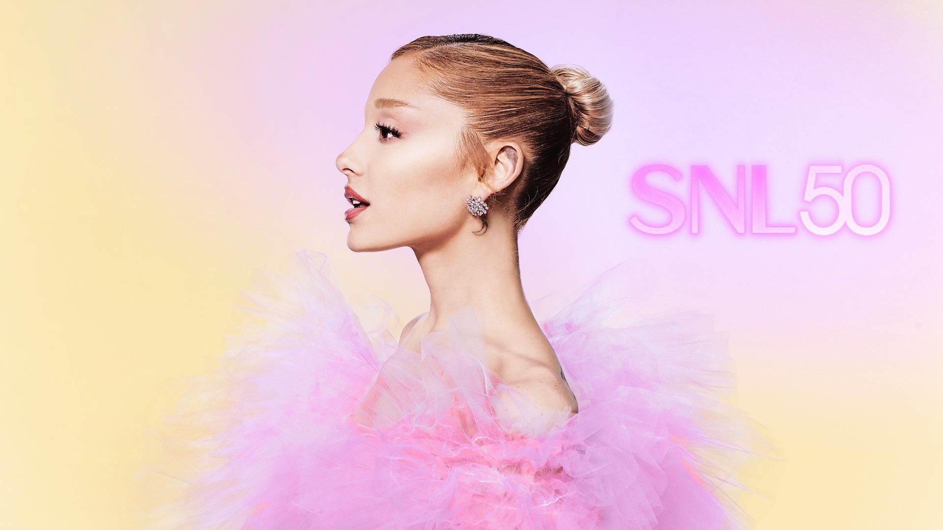 1920x1080 Ariana Grande sings her way through a strong 'Saturday Night Live'