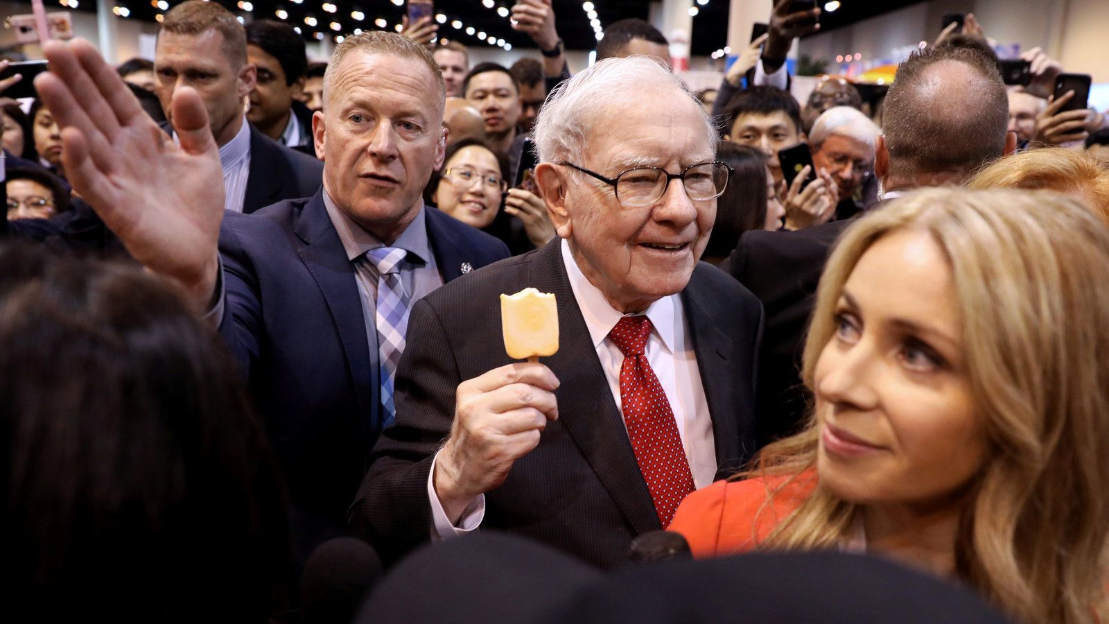 1600x900 DealBook Special: Berkshire Hathaway Annual Meeting